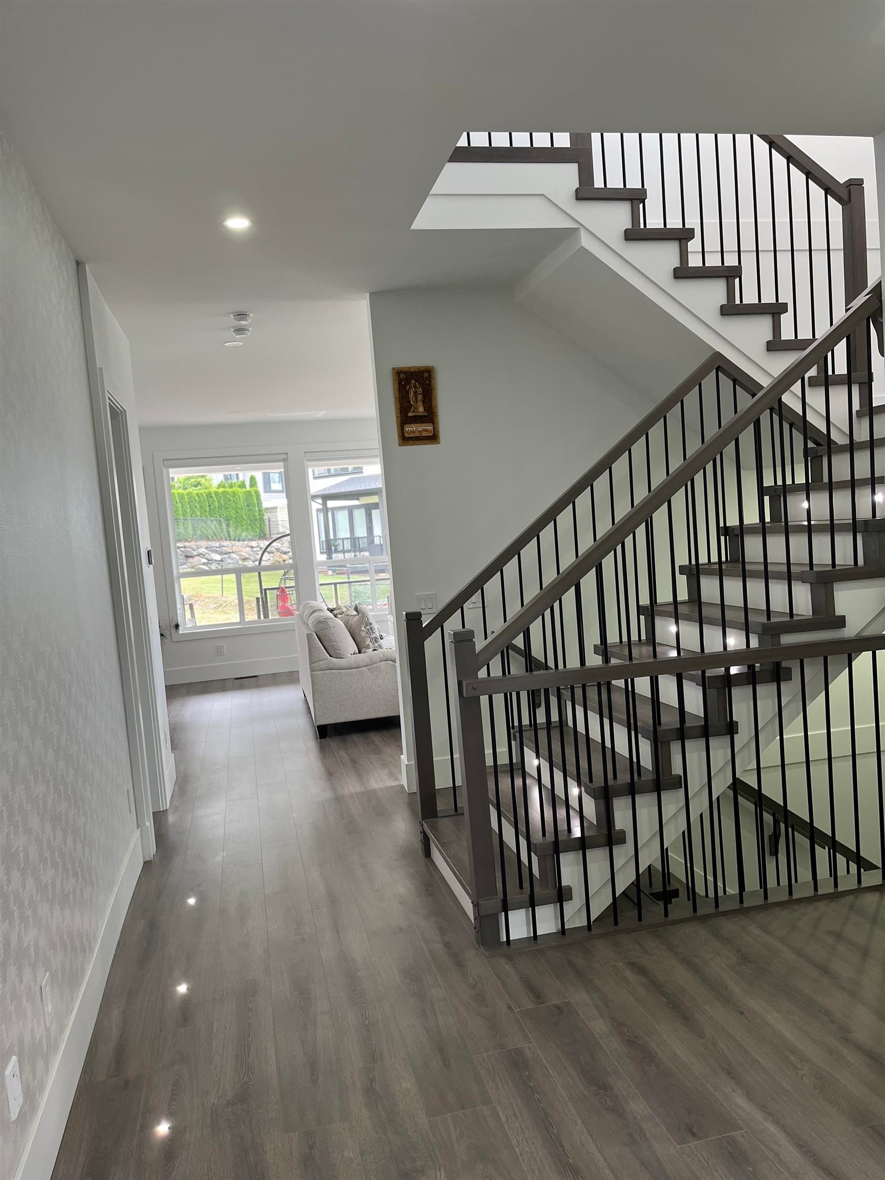 8462 Lily Place, Chilliwack, V4Z 0E5 — photo 2