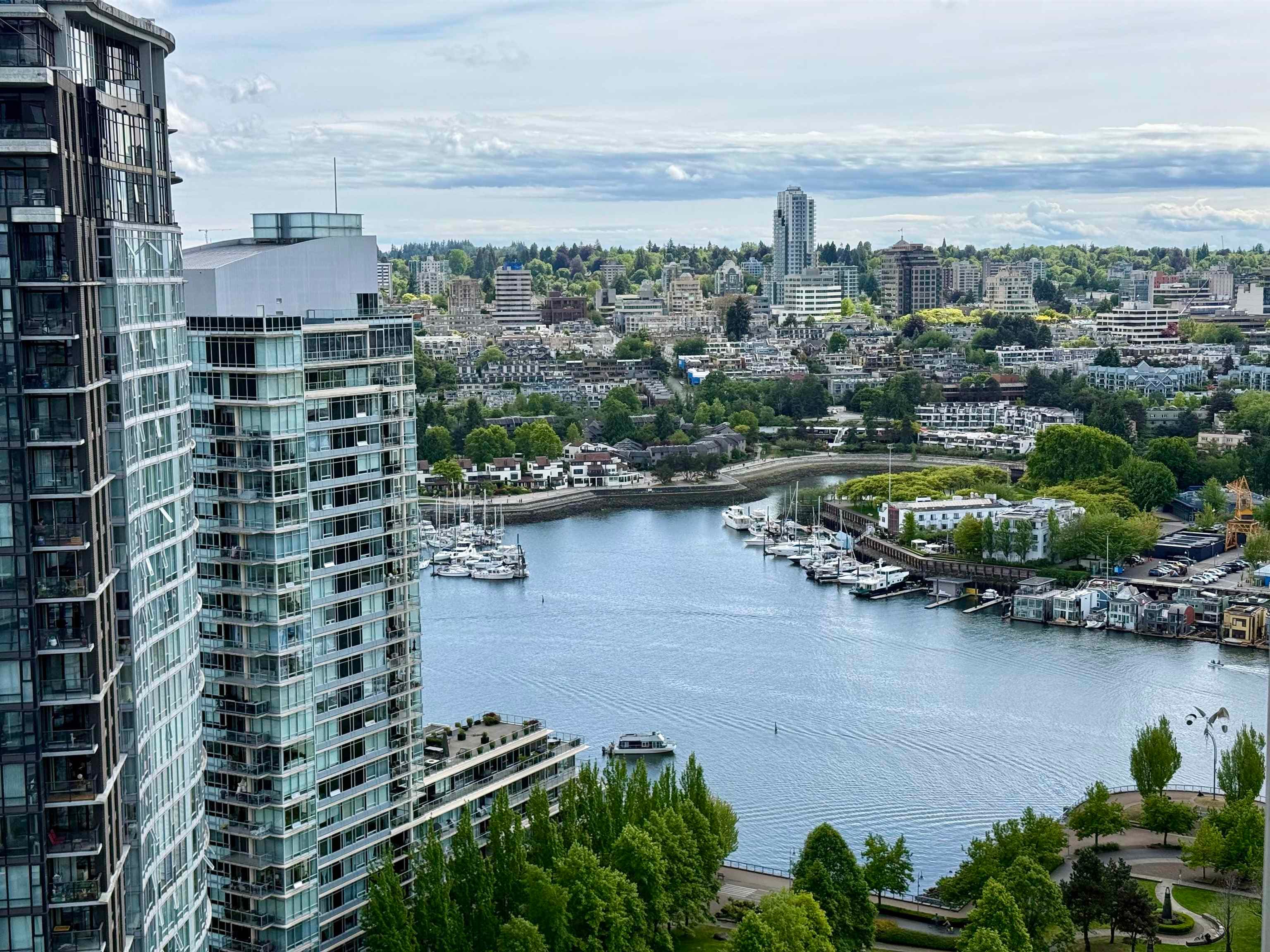 3106 - 1495 Richards Street, Vancouver, V6Z 3E3 — photo 1