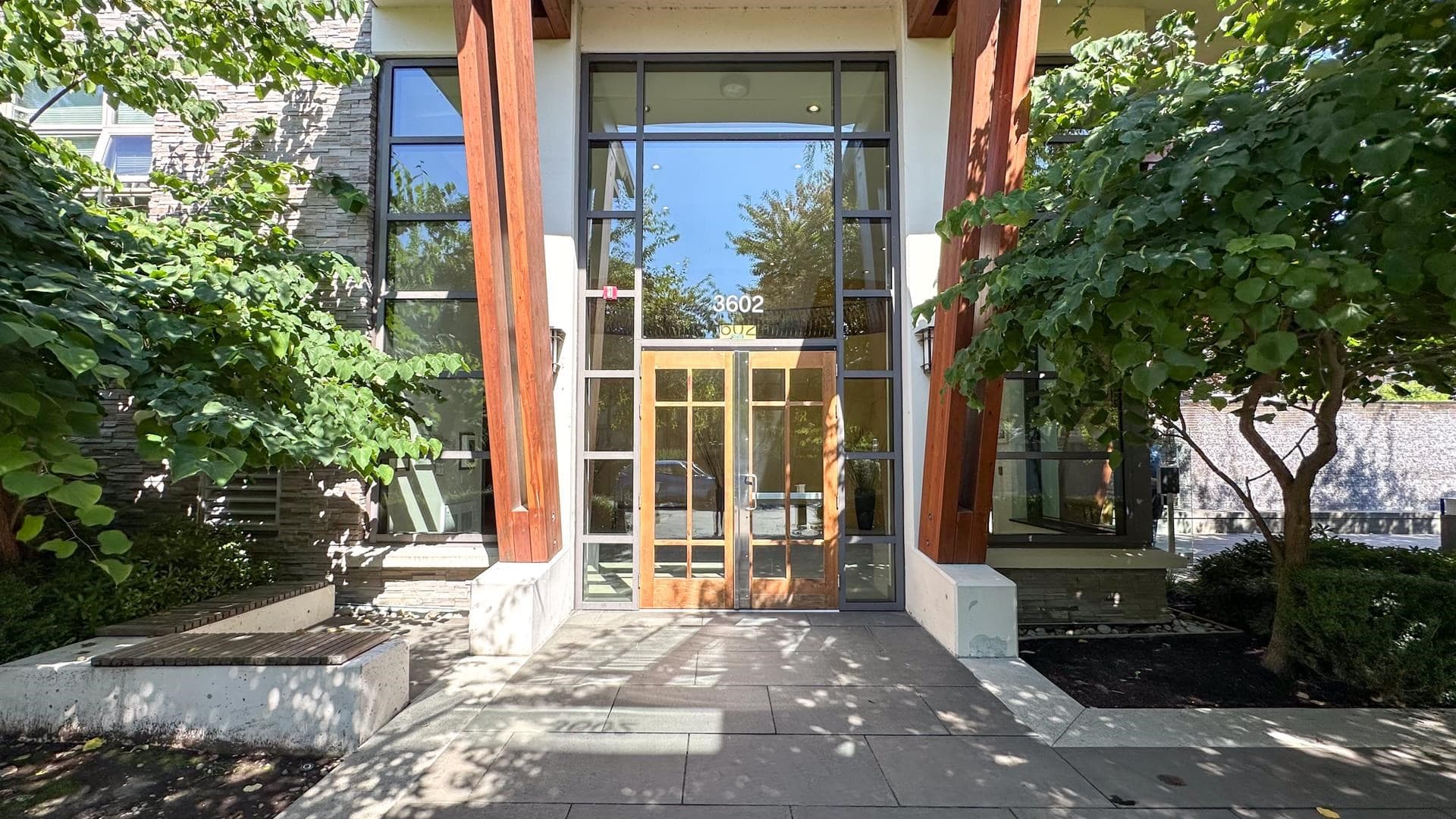 506 - 3602 Aldercrest Drive, North Vancouver, V7G 0A2 — photo 4