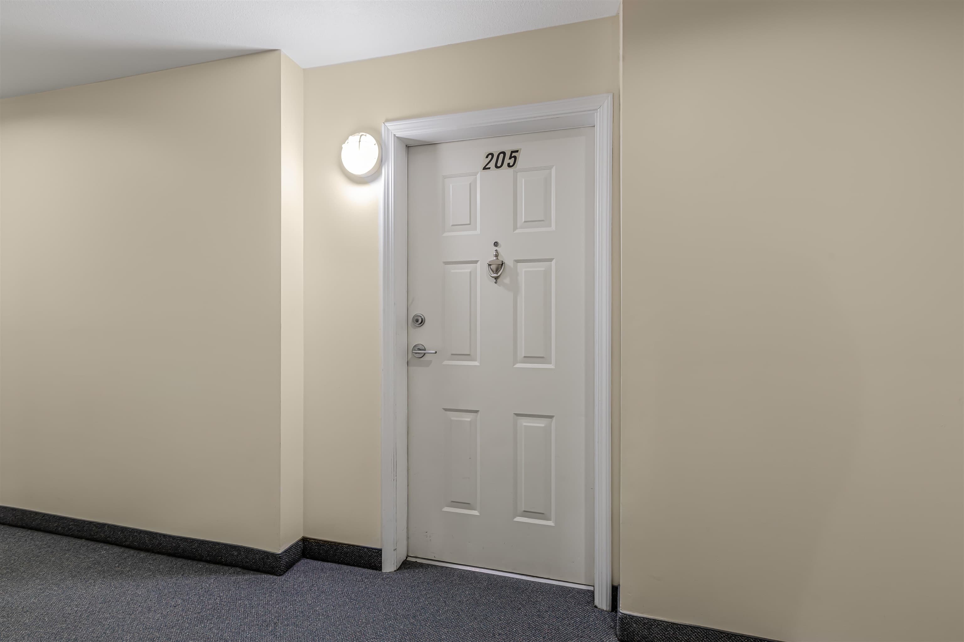 205 - 5377 201a Street, Langley, V3A 1S7 — photo 4