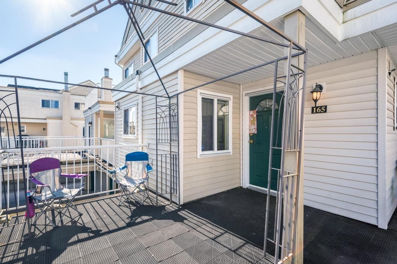 165 - 10077 156 Street, Surrey, V3R 4L6 — photo 5