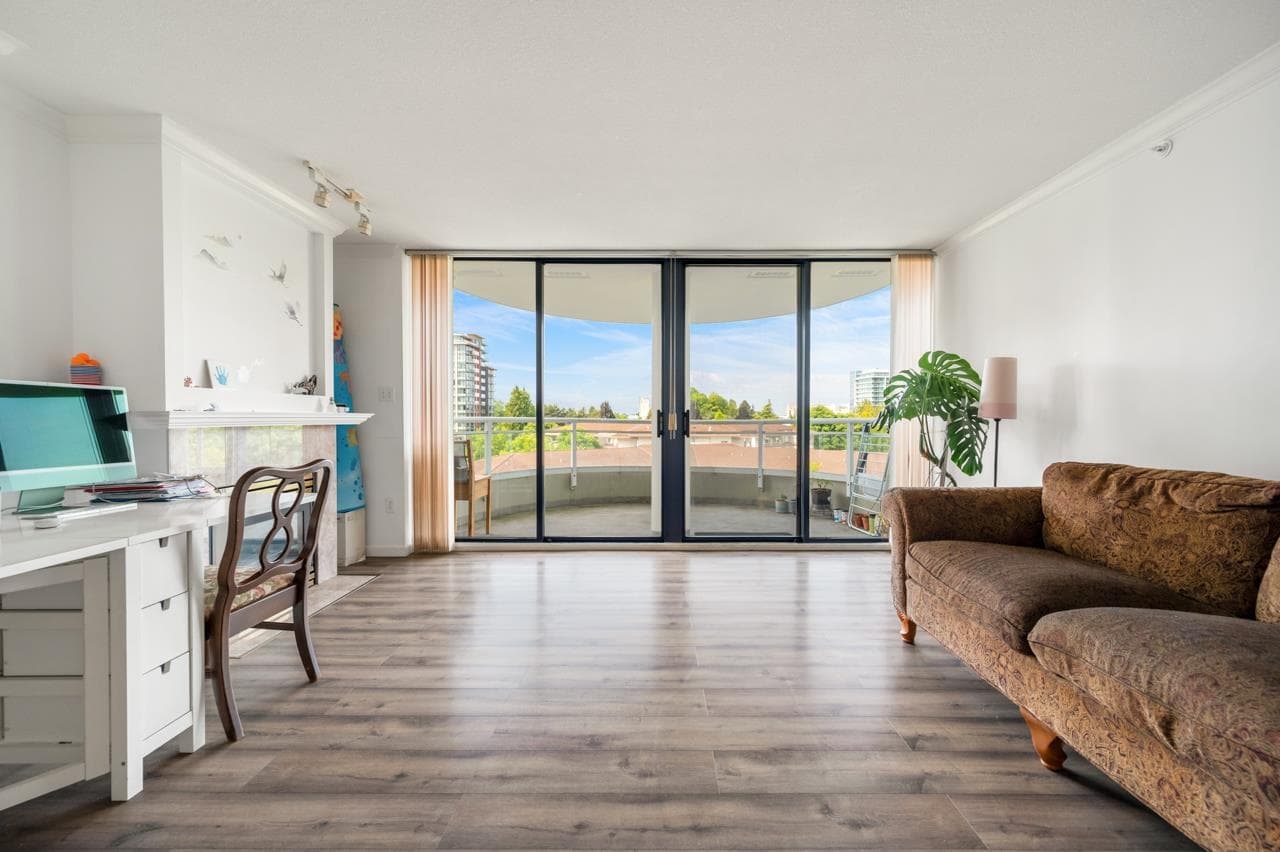 501 - 6080 Minoru Boulevard, Richmond, V6Y 4A7 — photo 2