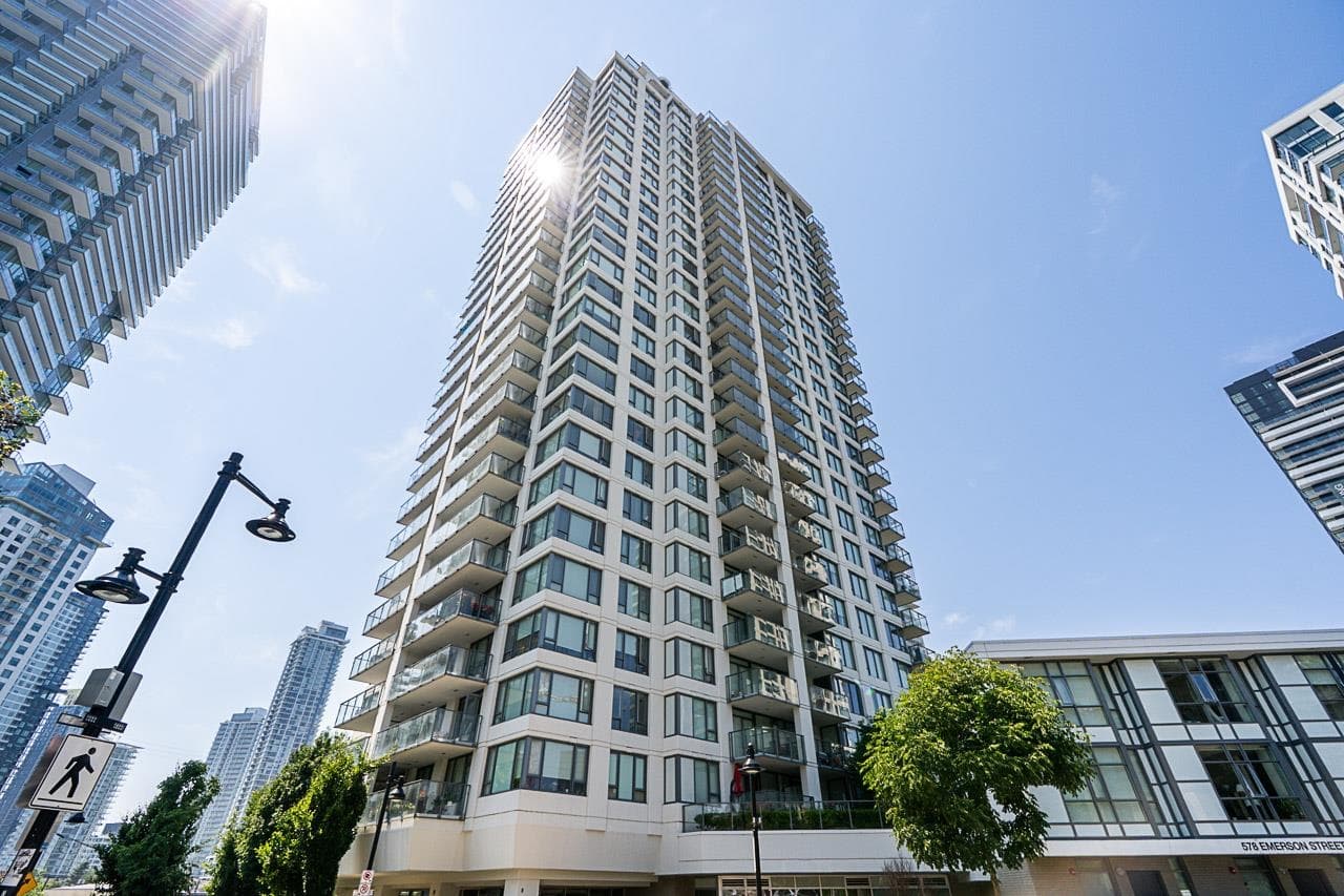 2002 - 570 Emerson Street, Coquitlam