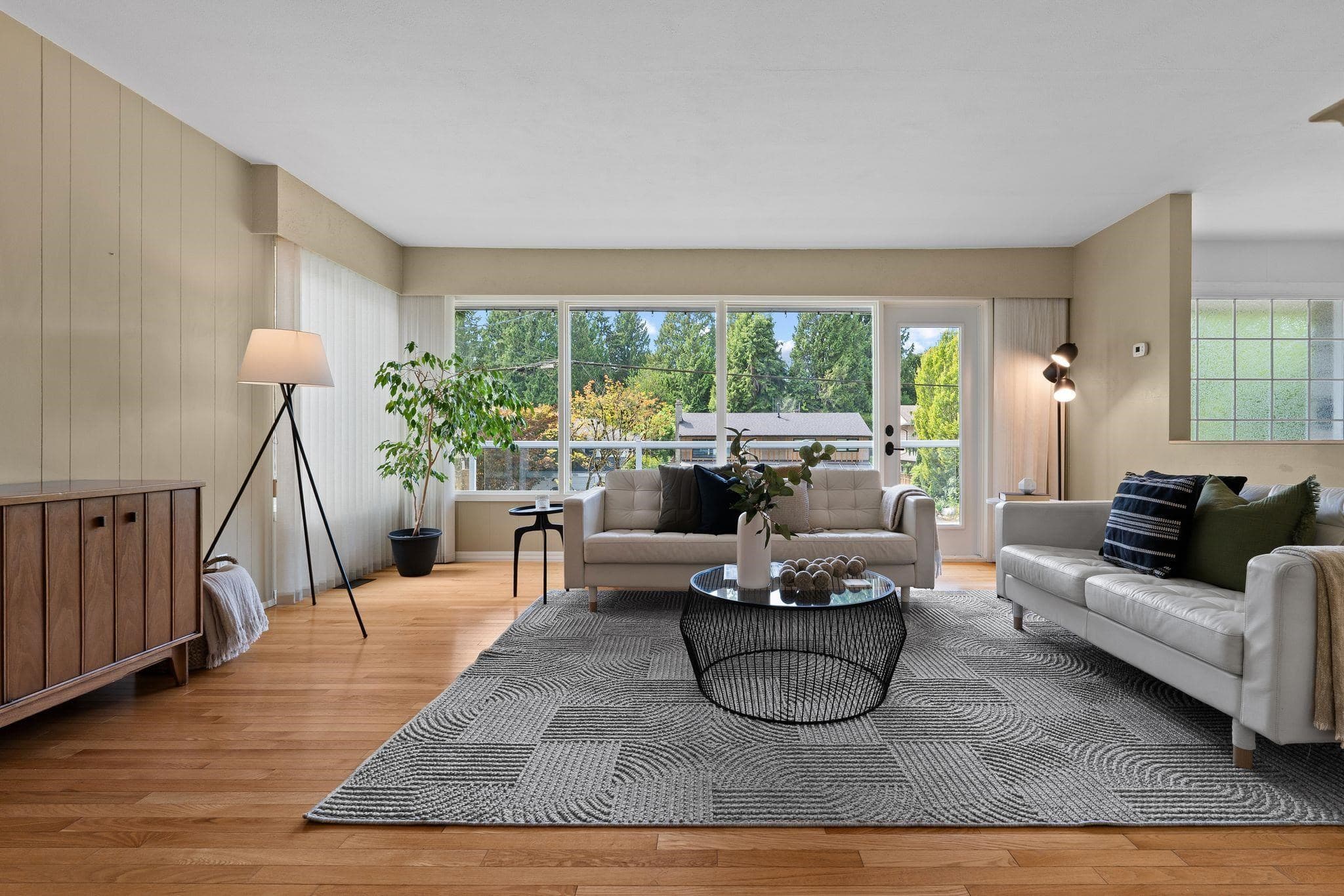 2652 Hoskins Road, North Vancouver, V7J 3A3 — photo 3