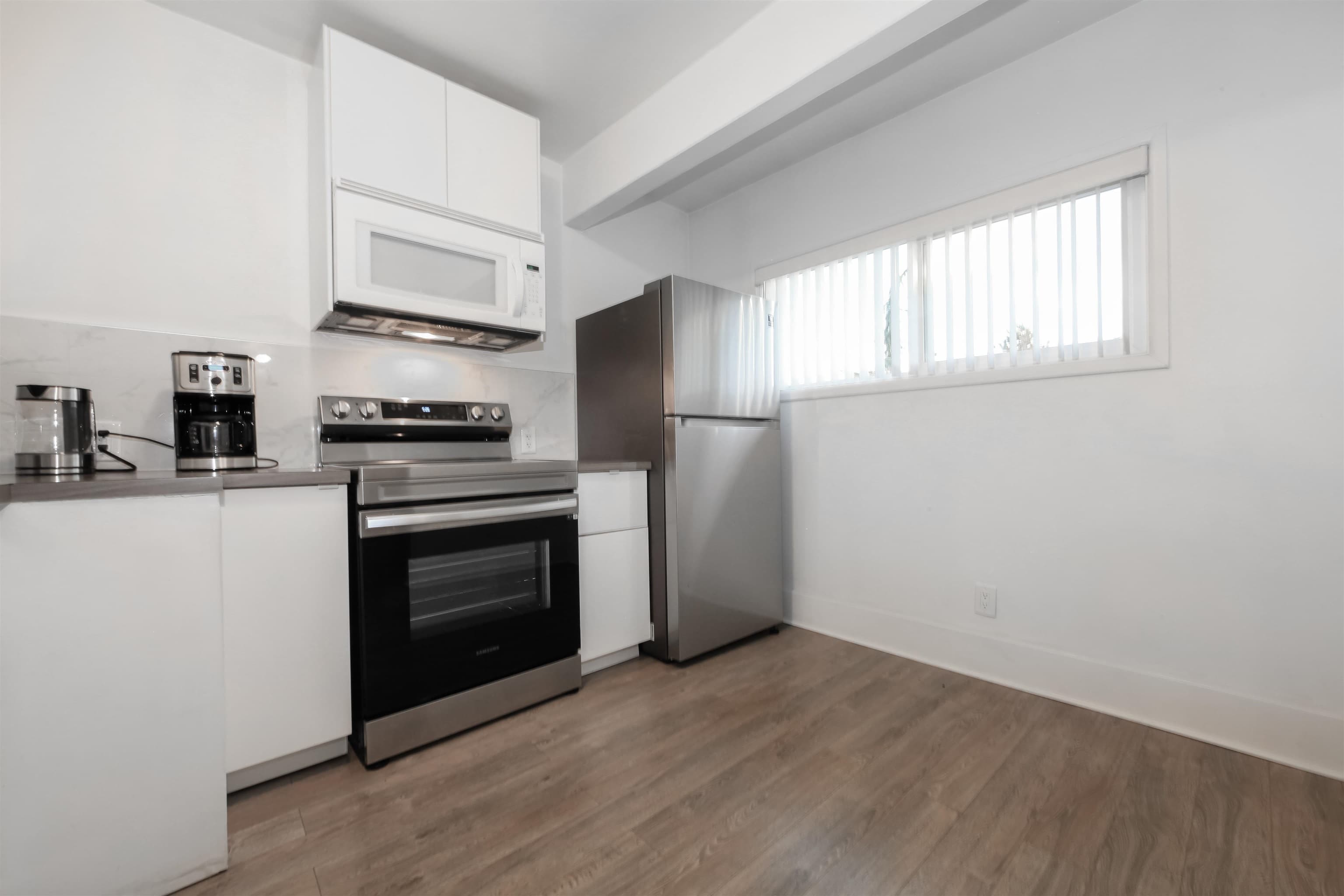 Top-Floor - 315 W 19th Avenue, Vancouver, V5Y 2B6 — photo 5