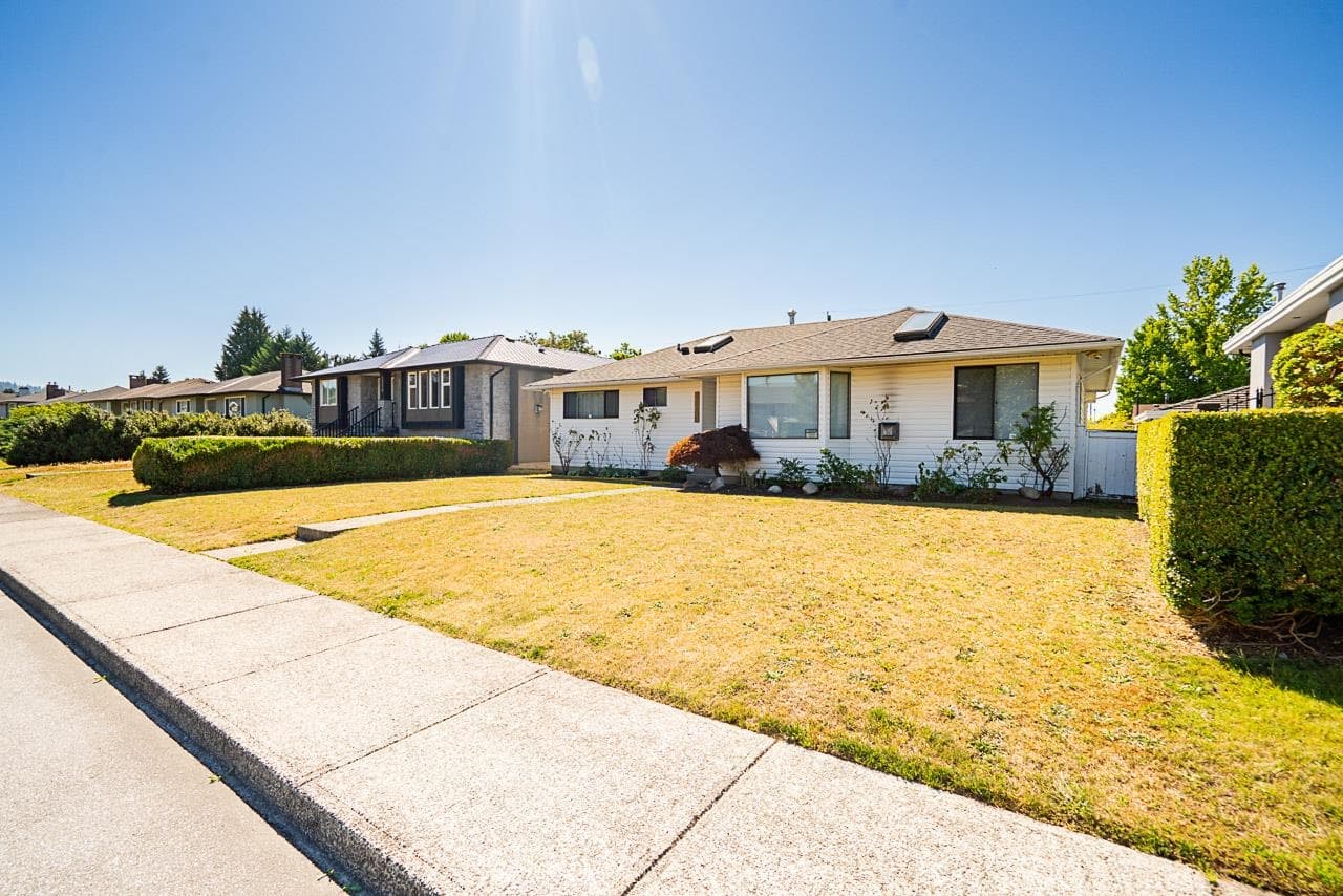 6546 Dunnedin Street, Burnaby, V5B 1Y8 — photo 4