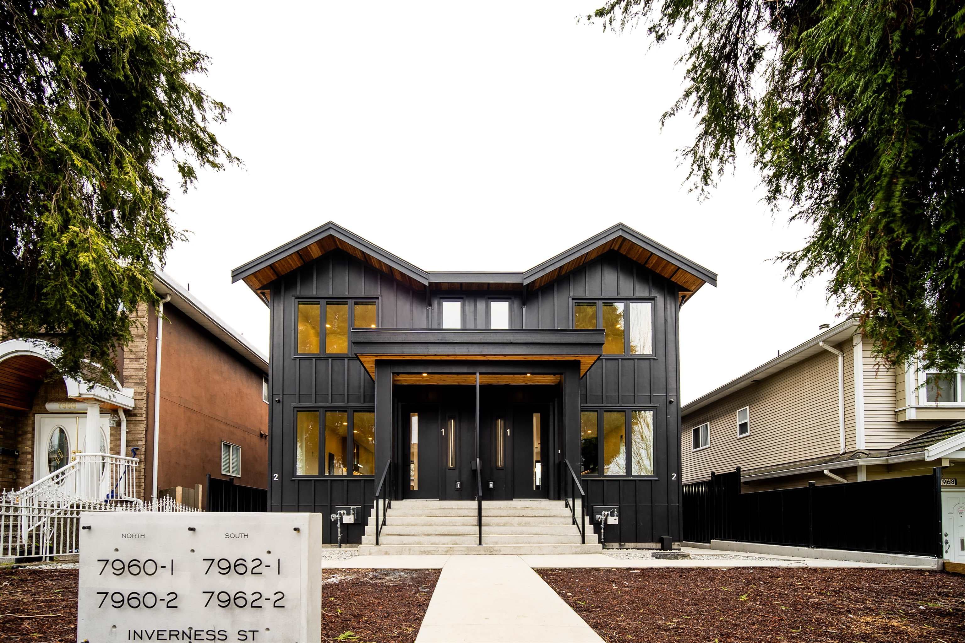 7962 Inverness Street, Vancouver, V5X 4H7 — photo 1