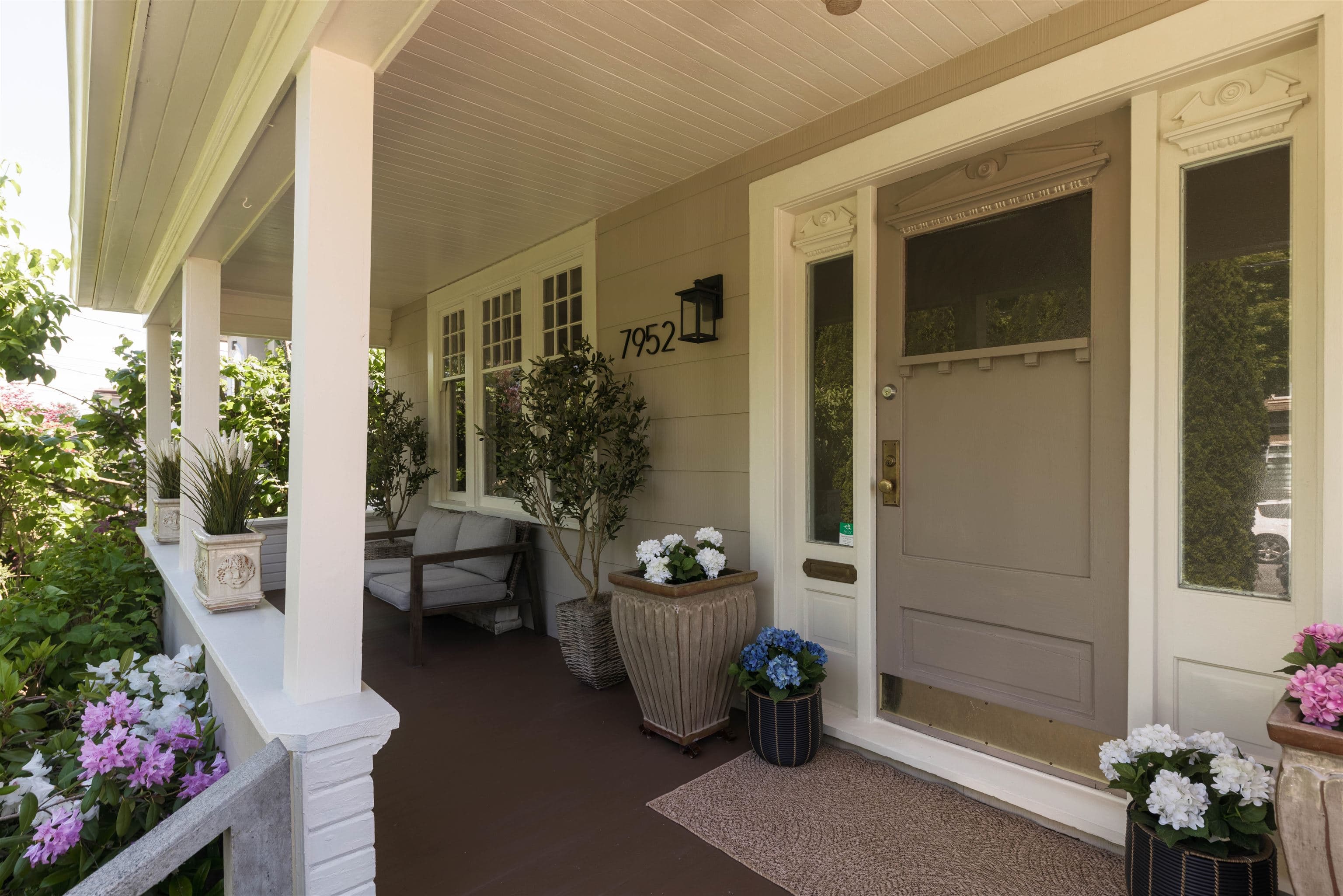 7952 15th Avenue, Burnaby, V3N 1X1 — photo 2