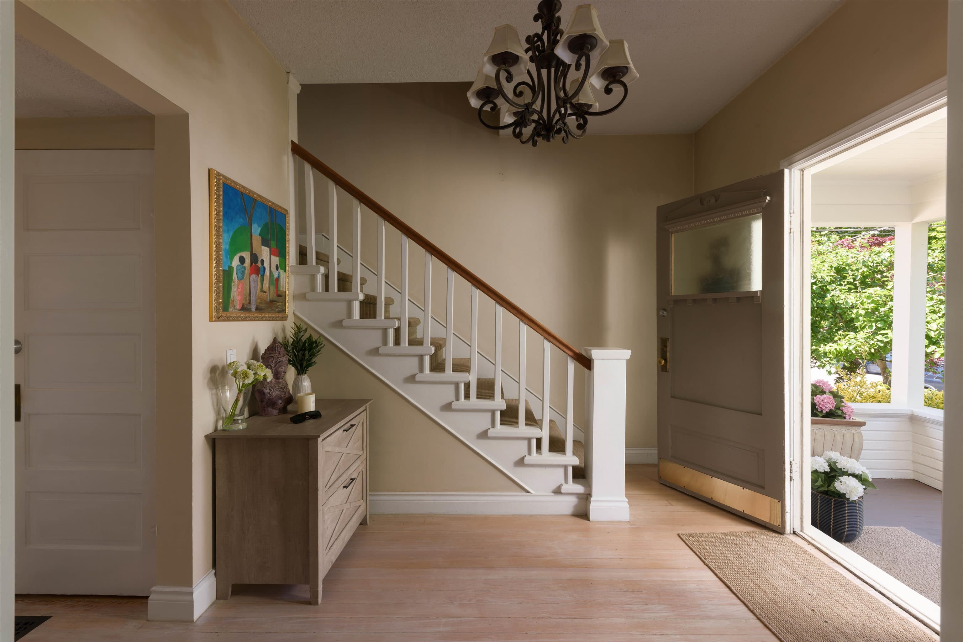 7952 15th Avenue, Burnaby, V3N 1X1 — photo 5