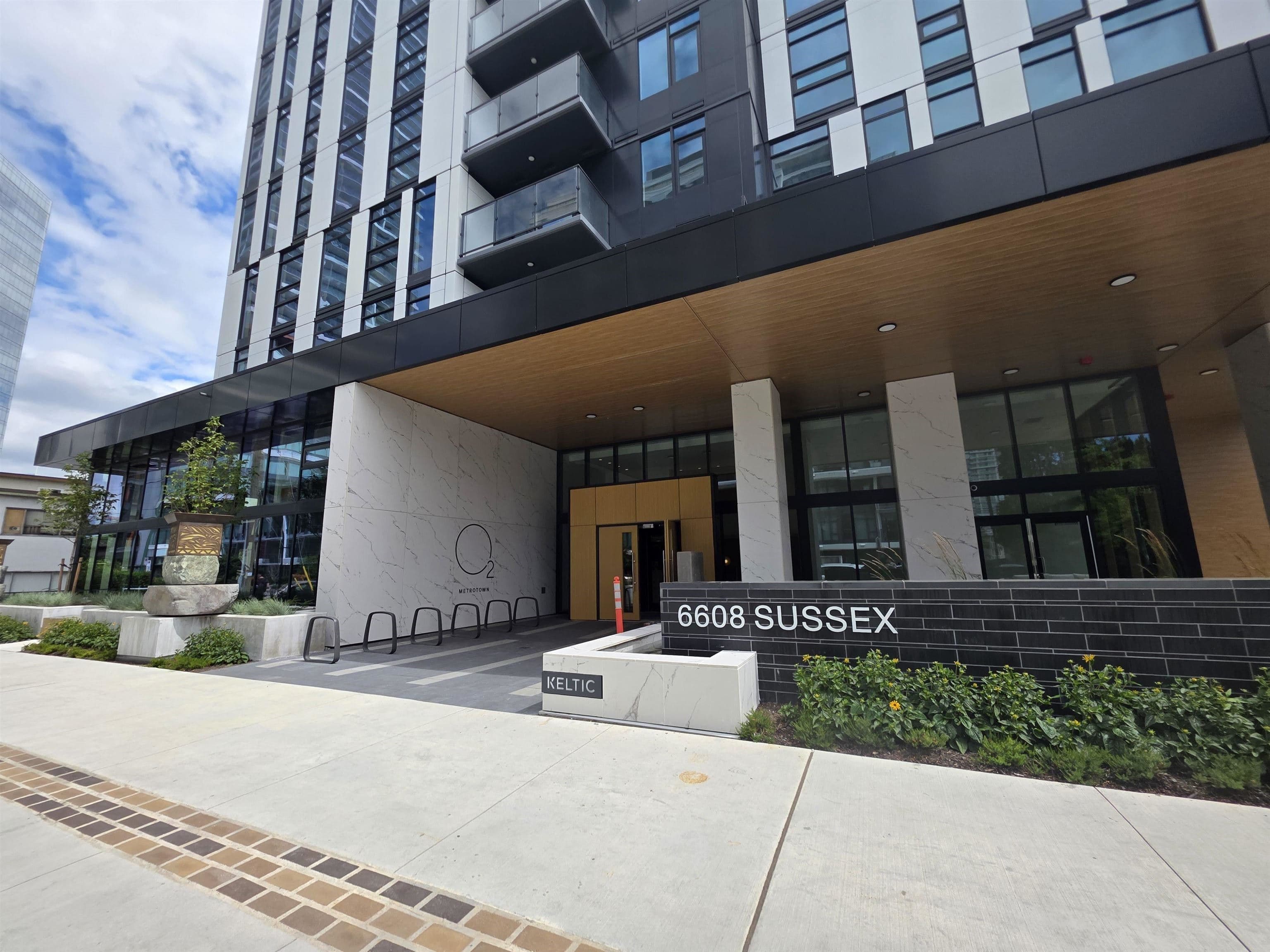 1909 - 6608 Sussex Avenue, Burnaby