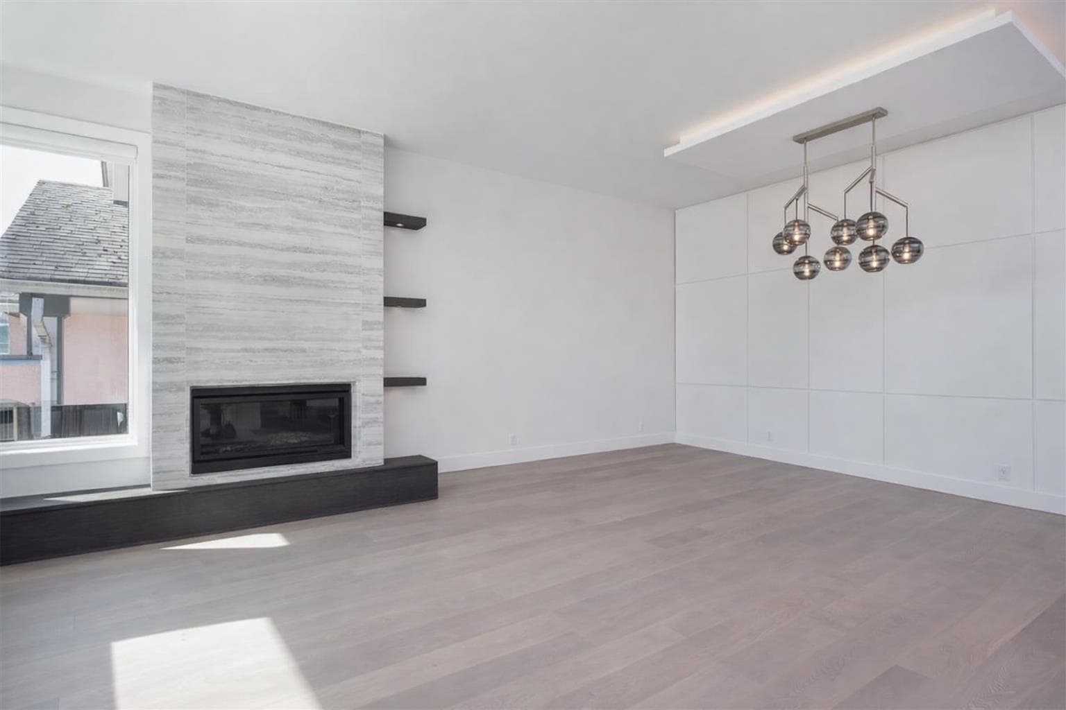 356 W 28th Street, North Vancouver, V7N 2J1 — photo 3