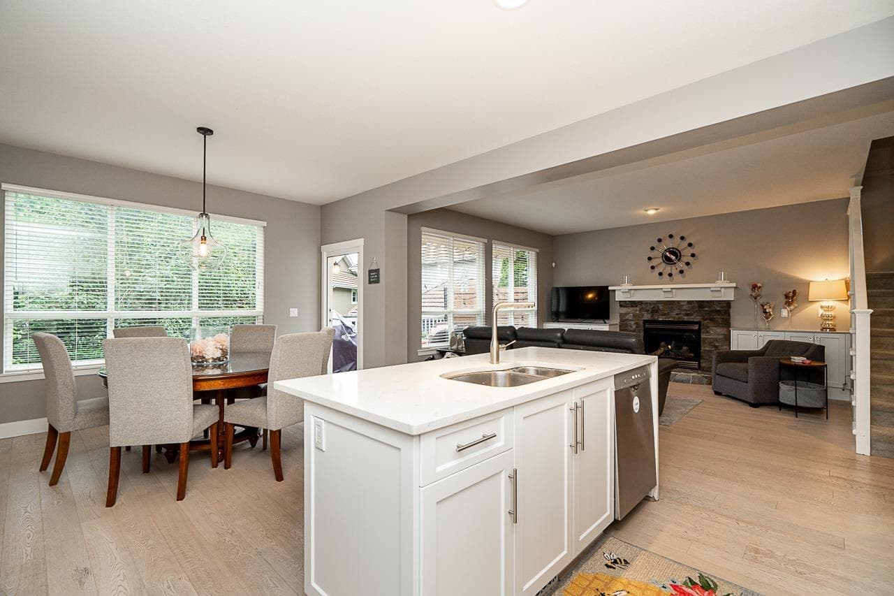 72 - 15288 36 Avenue, Surrey, V3Z 0S6 — photo 3