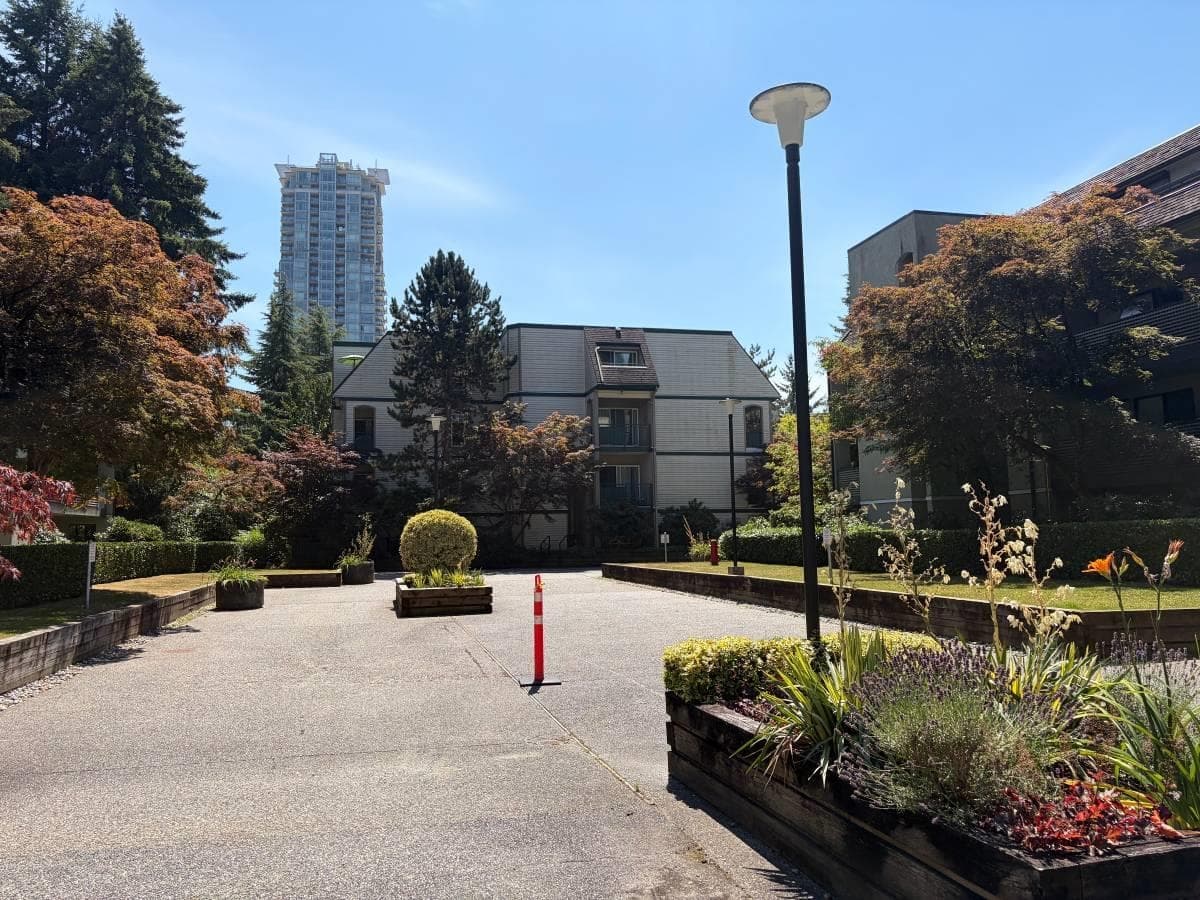 1210 Pacific Street, Coquitlam, V3B 6K3 — photo 2