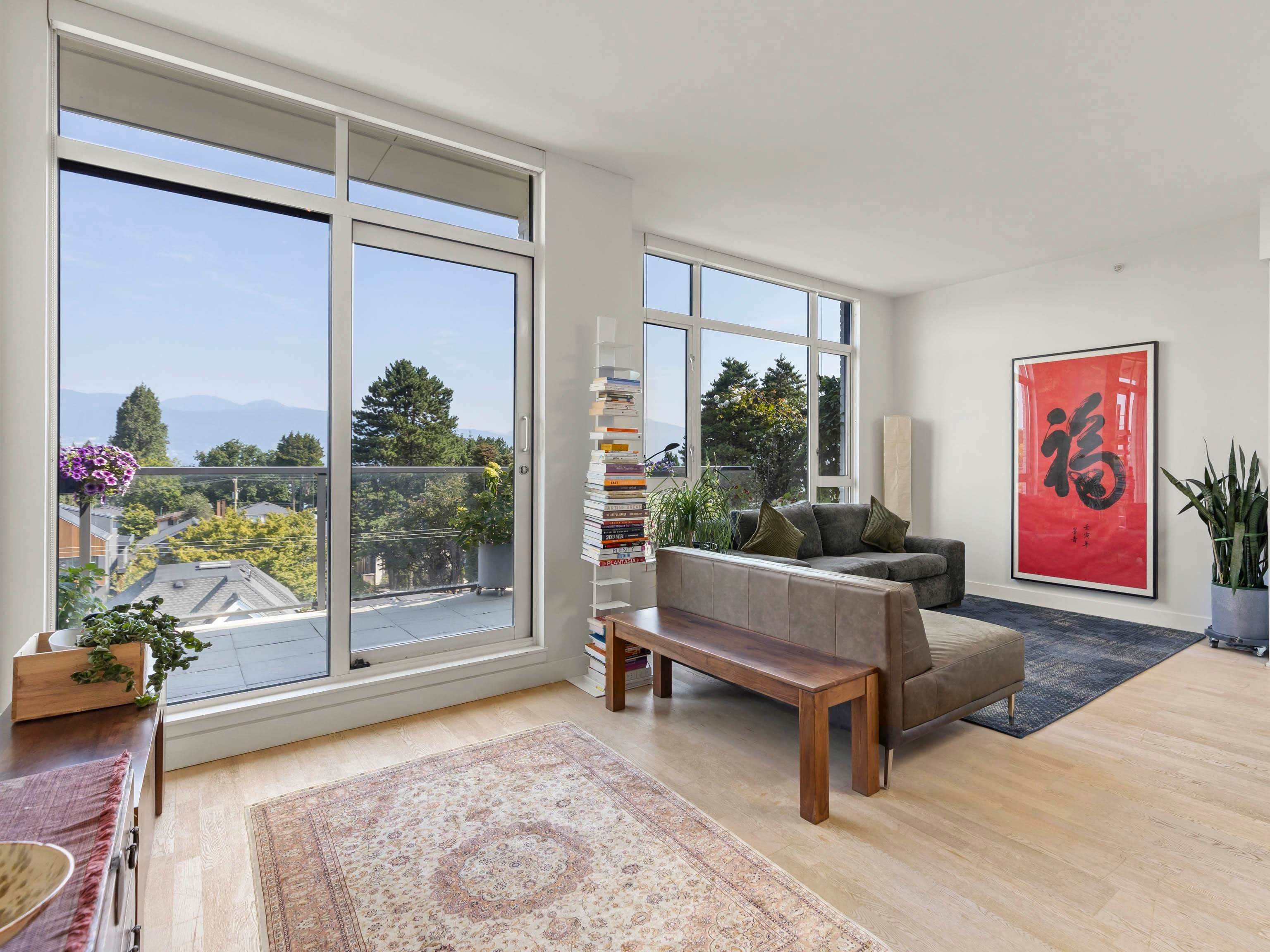 401 - 4355 W 10th Avenue, Vancouver, V6R 2H6 — photo 3