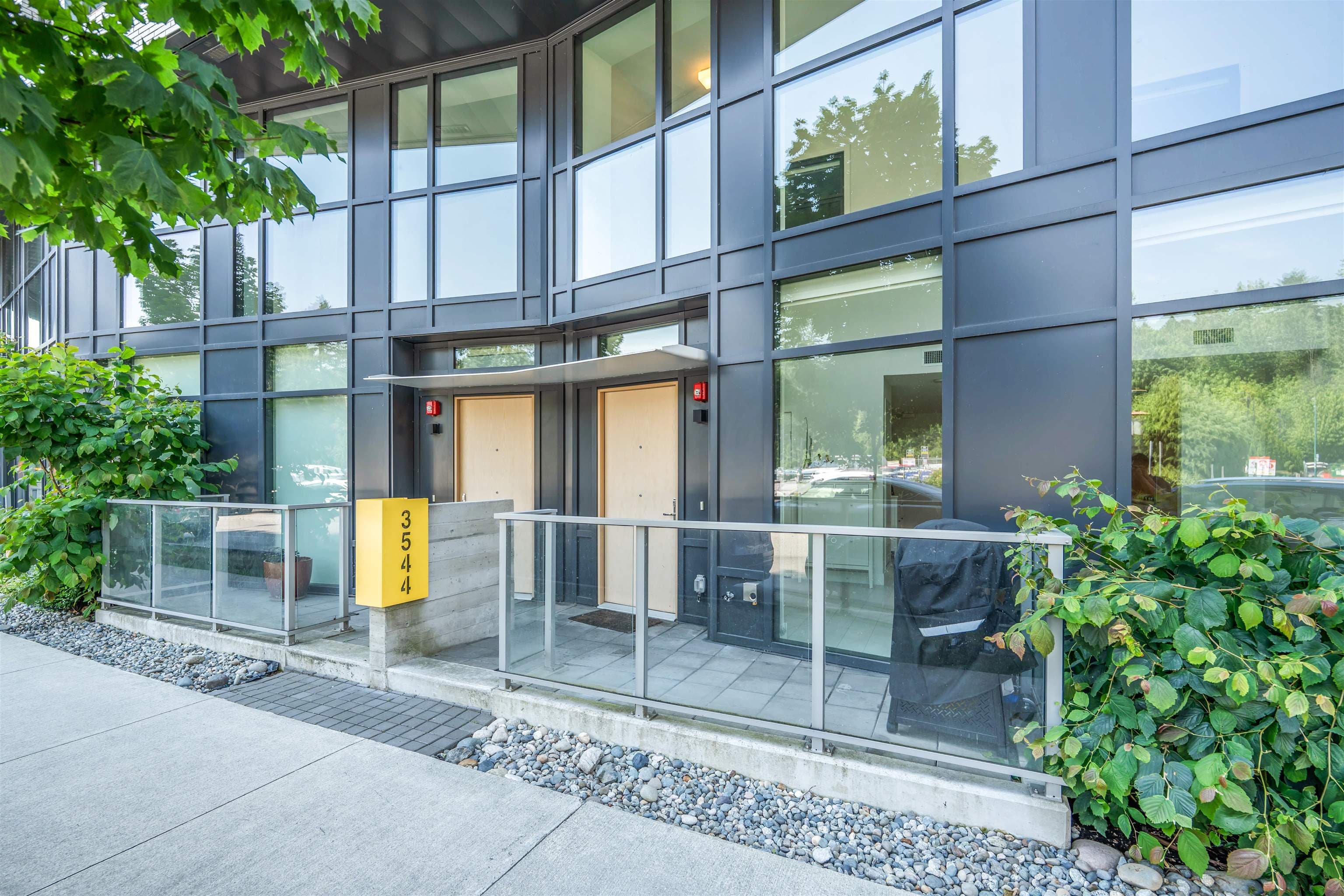 3544 Sawmill Crescent, Vancouver, V5S 0J8 — photo 2