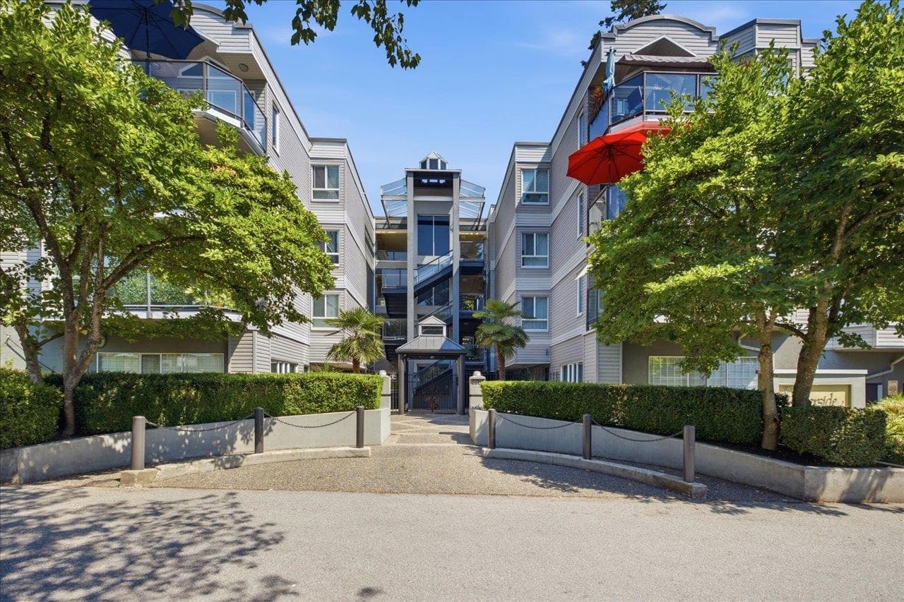 303 - 2250 SE Marine Drive, Vancouver