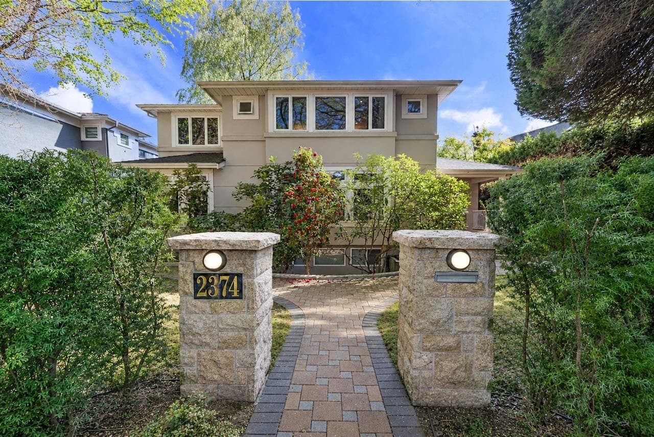 2374 W 35th Avenue, Vancouver, V6M 1J6 — photo 1