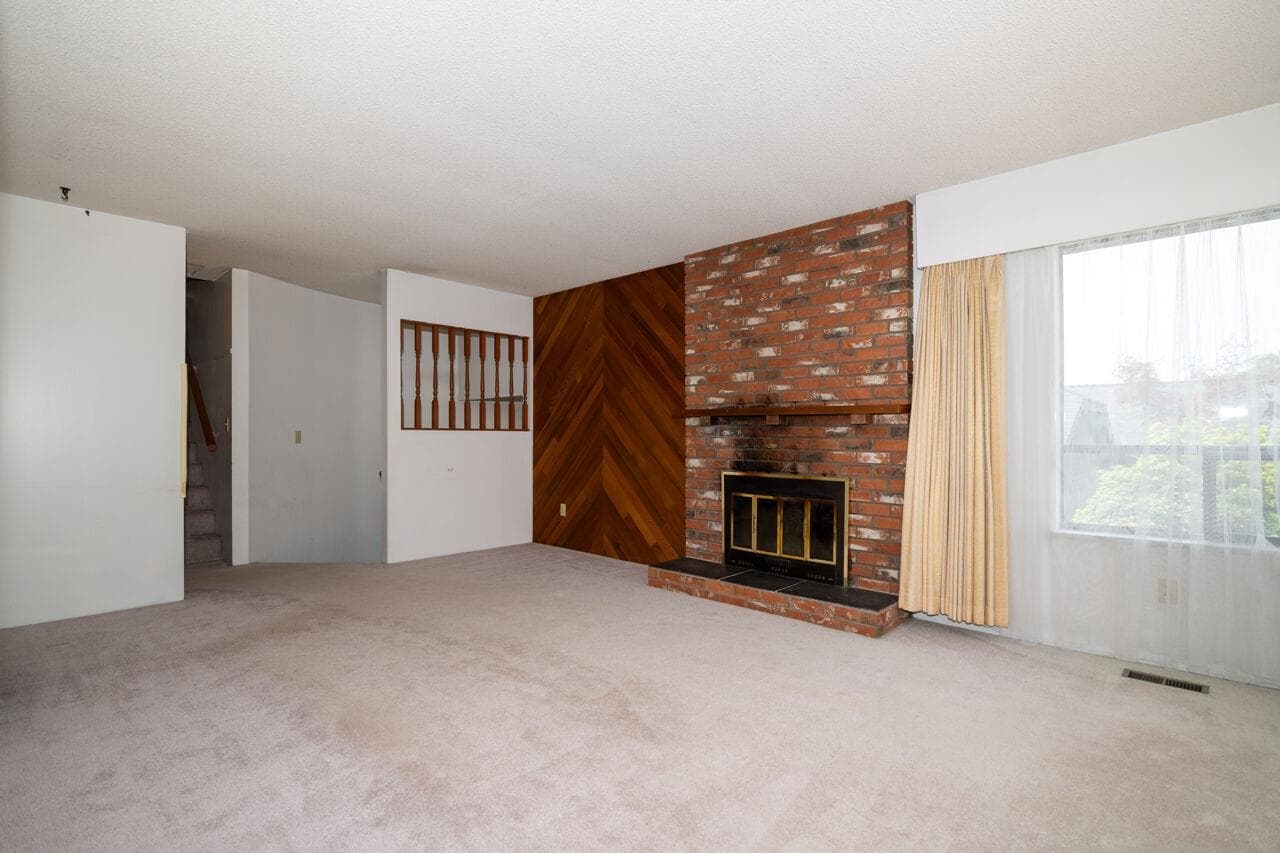1950 Wiltshire Avenue, Coquitlam, V3K 5Z8 — photo 5
