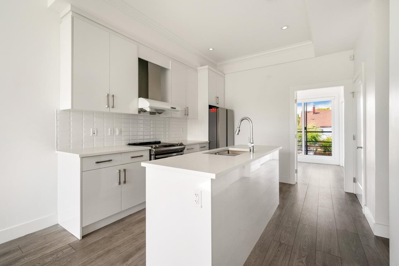 5043 Chambers Street, Vancouver, V5R 3L8 — photo 4