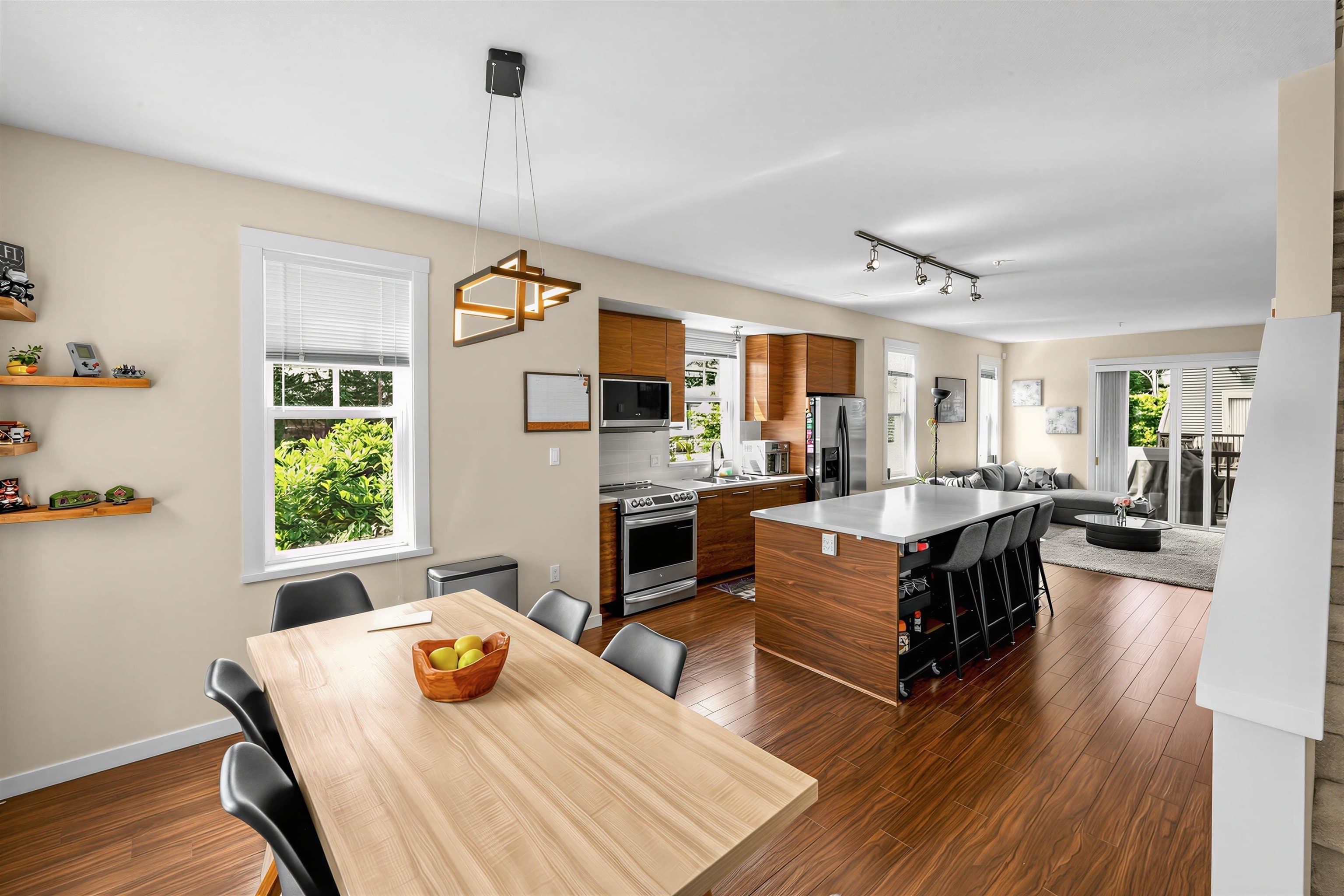 1 - 2495 Davies Avenue, Port Coquitlam, V3C 0B2 — photo 3