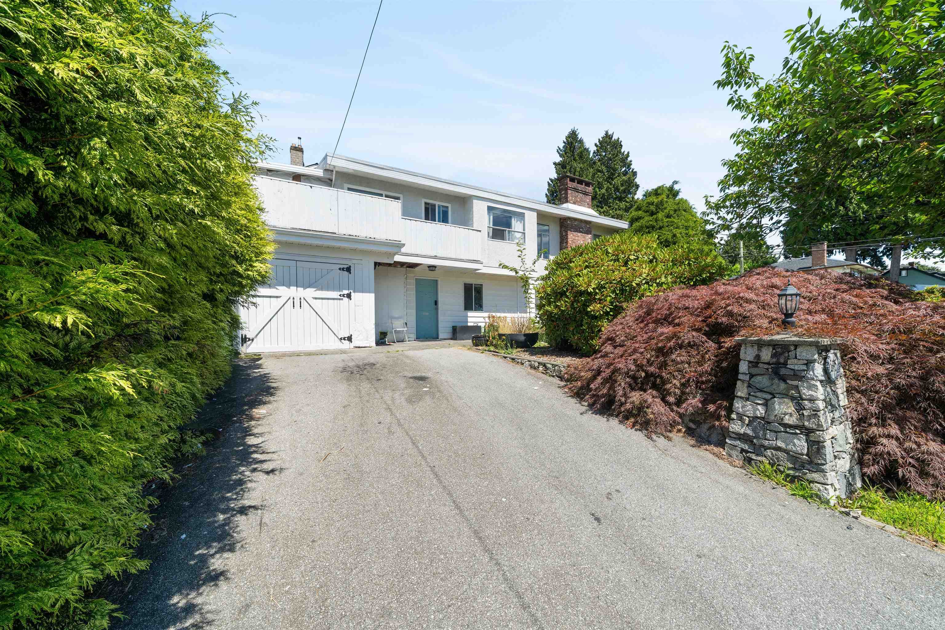 5395 Georgia Street, Burnaby, V5B 1V3 — photo 2