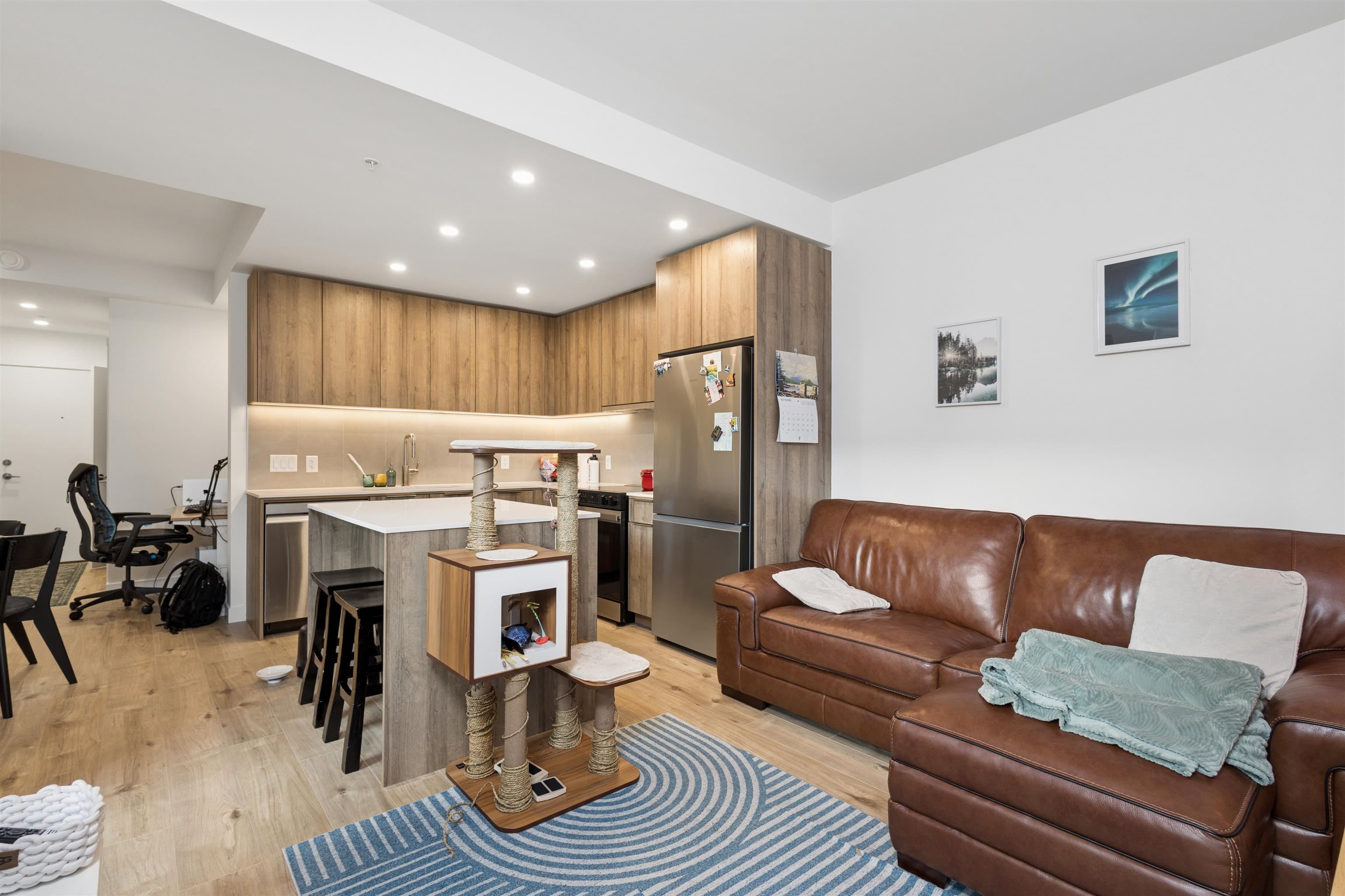 204 - 3596 Malsum Drive, North Vancouver, V7G 0B5 — photo 4