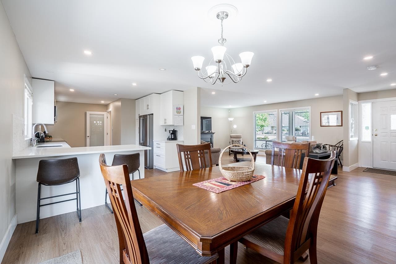 21711 52 Avenue, Langley, V2Y 1L7 — photo 5