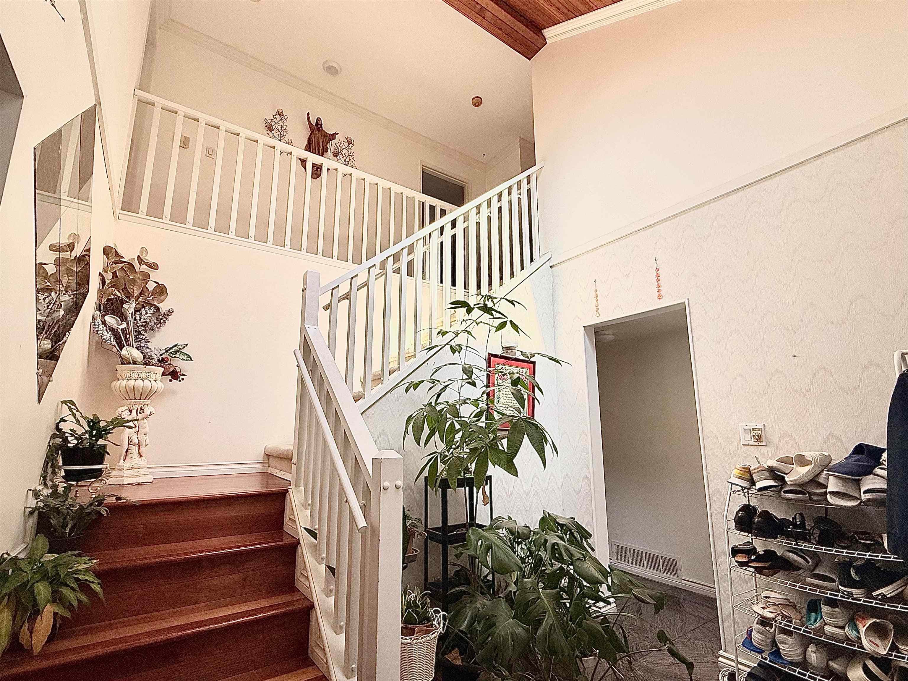 9955 149 Street, Surrey, V3R 7N2 — photo 2