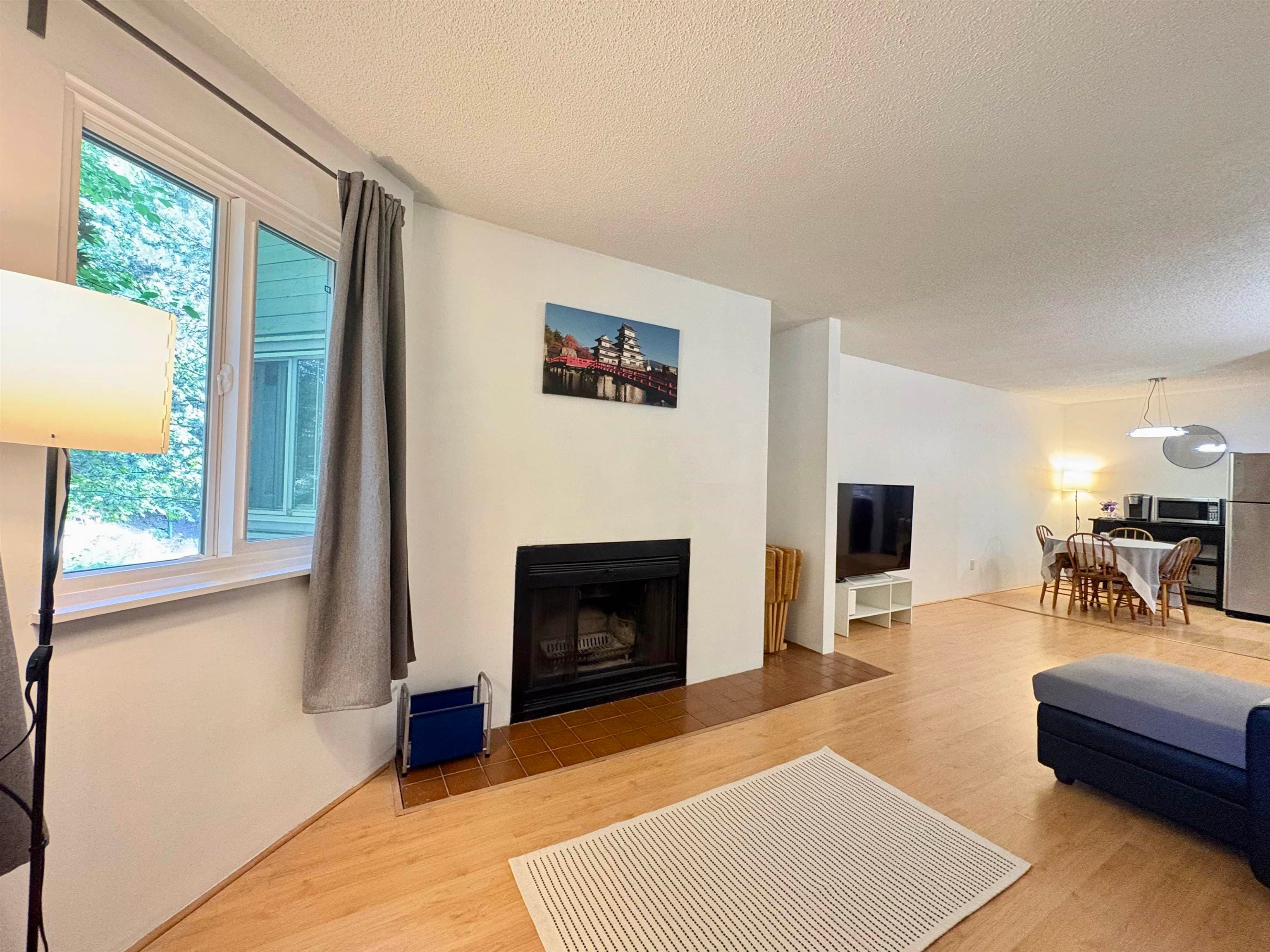 312 - 9880 Manchester Drive, Burnaby, V3N 4R3 — photo 4