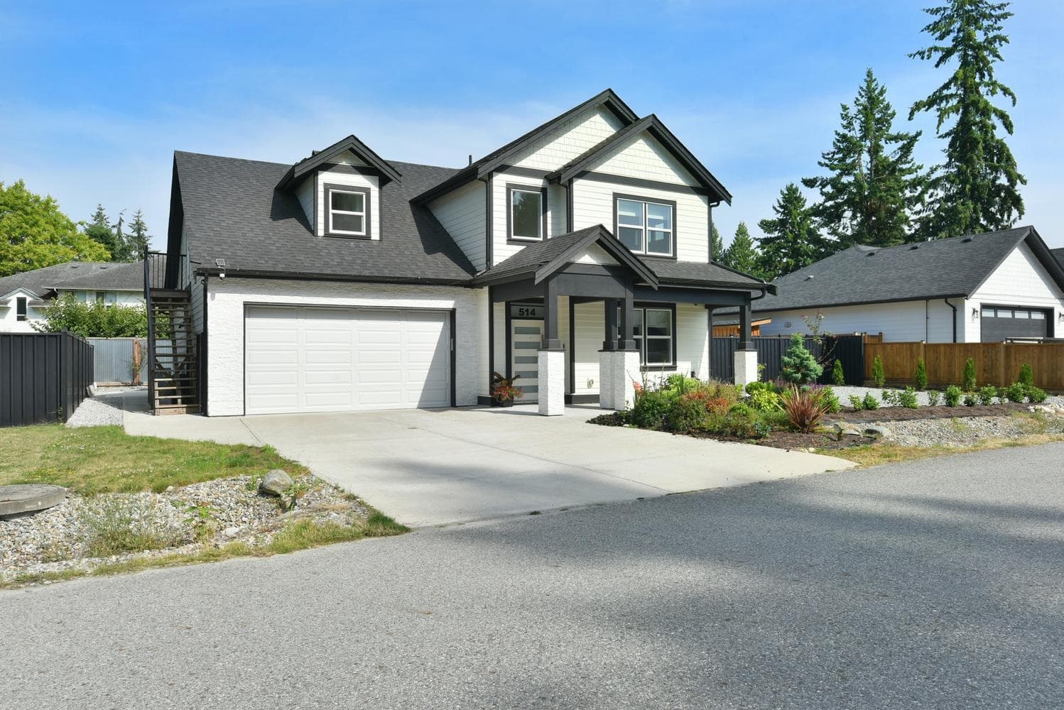 514 Jordan Way, Gibsons, V0N 1V5 — photo 1