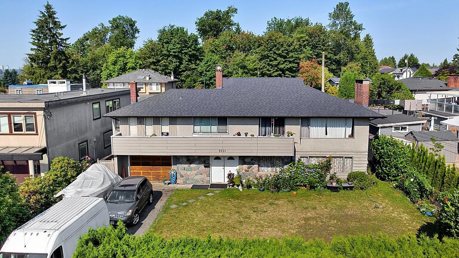 2231 Cliff Avenue, Burnaby, V5A 2L1 — photo 1