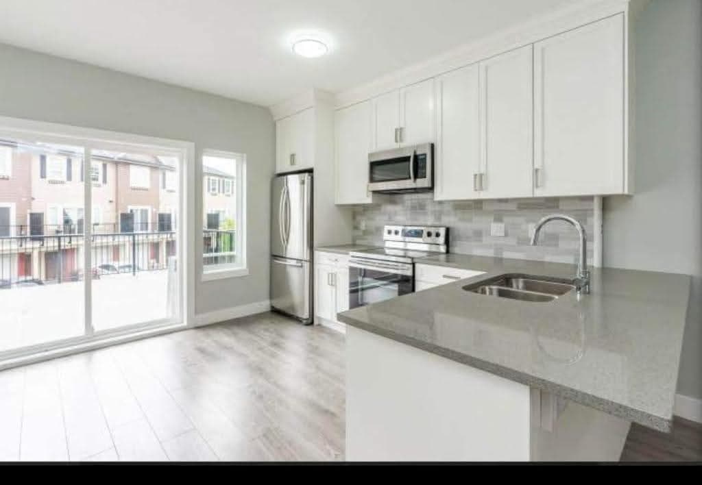 14 - 2530 Janzen Street, Abbotsford, V2T 2R8 — photo 2