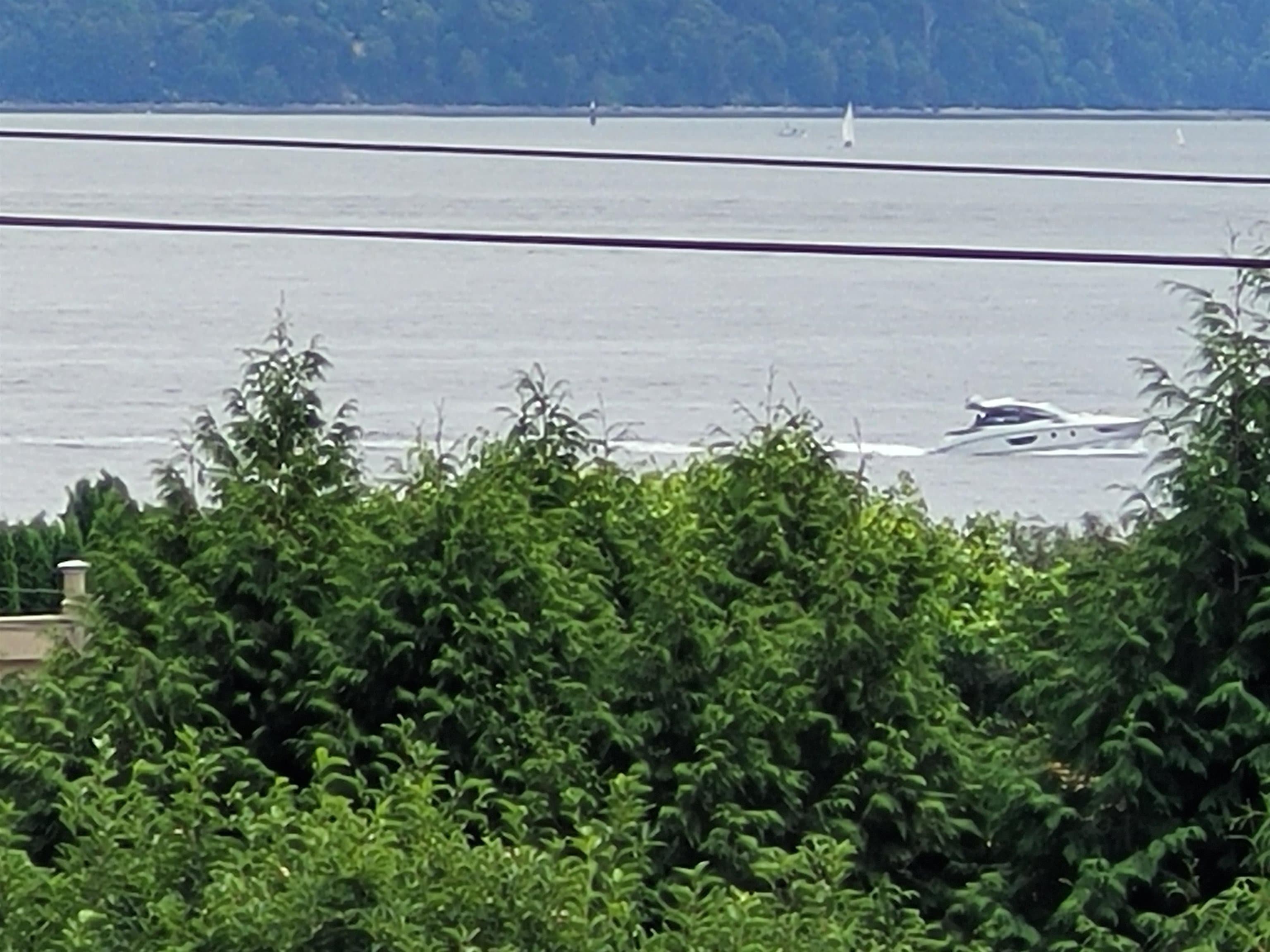 4405 Marine Drive, West Vancouver, V7W 1N8 — photo 1