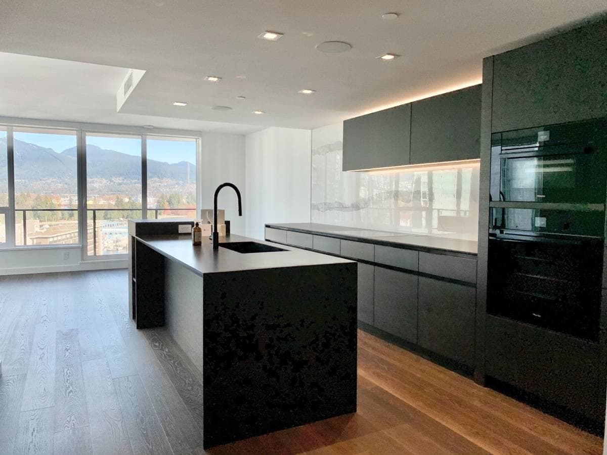 13** - 620 Cardero, Vancouver
