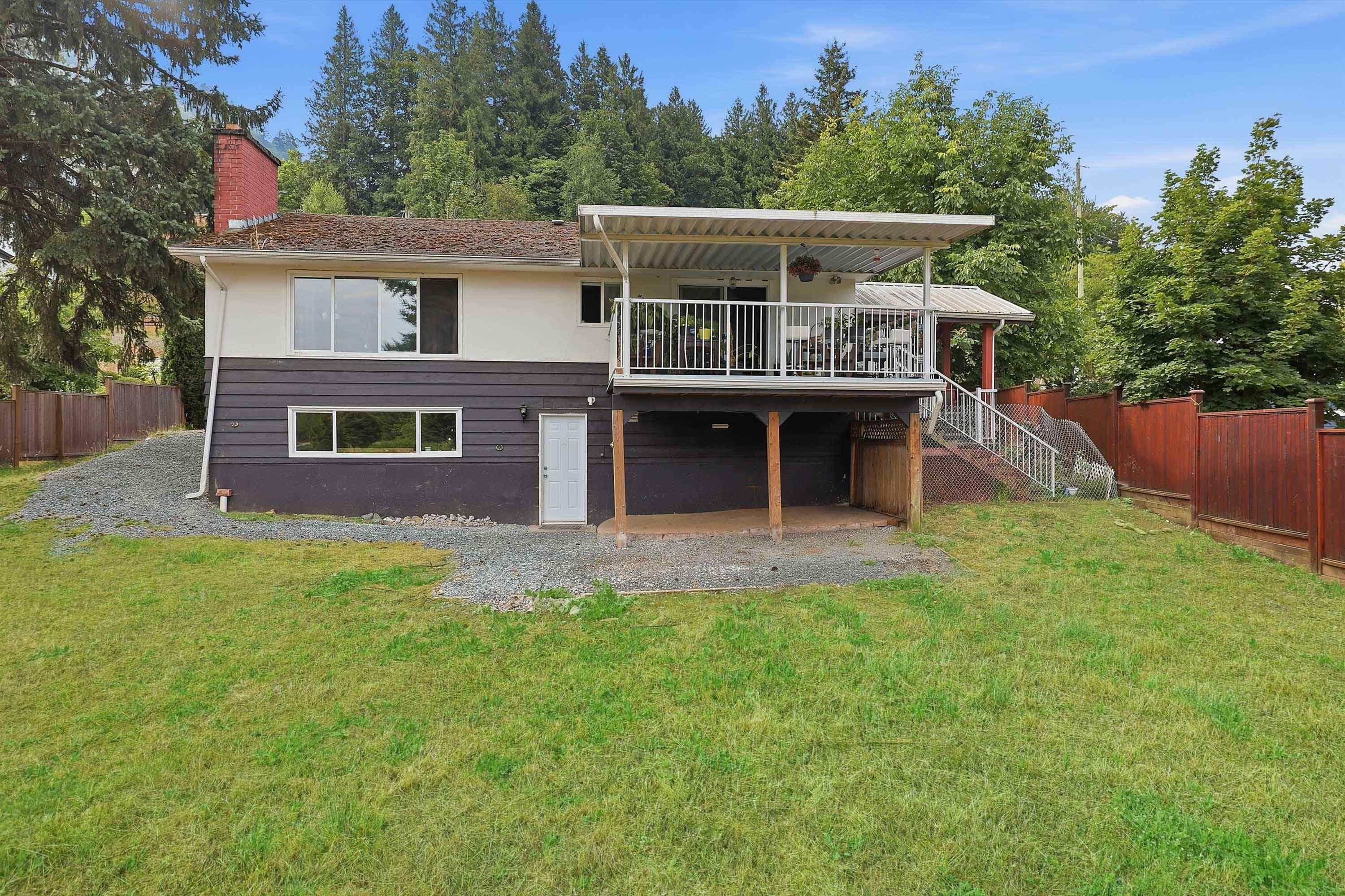 5825 Jinkerson Road, Chilliwack, V2R 0C8 — photo 2