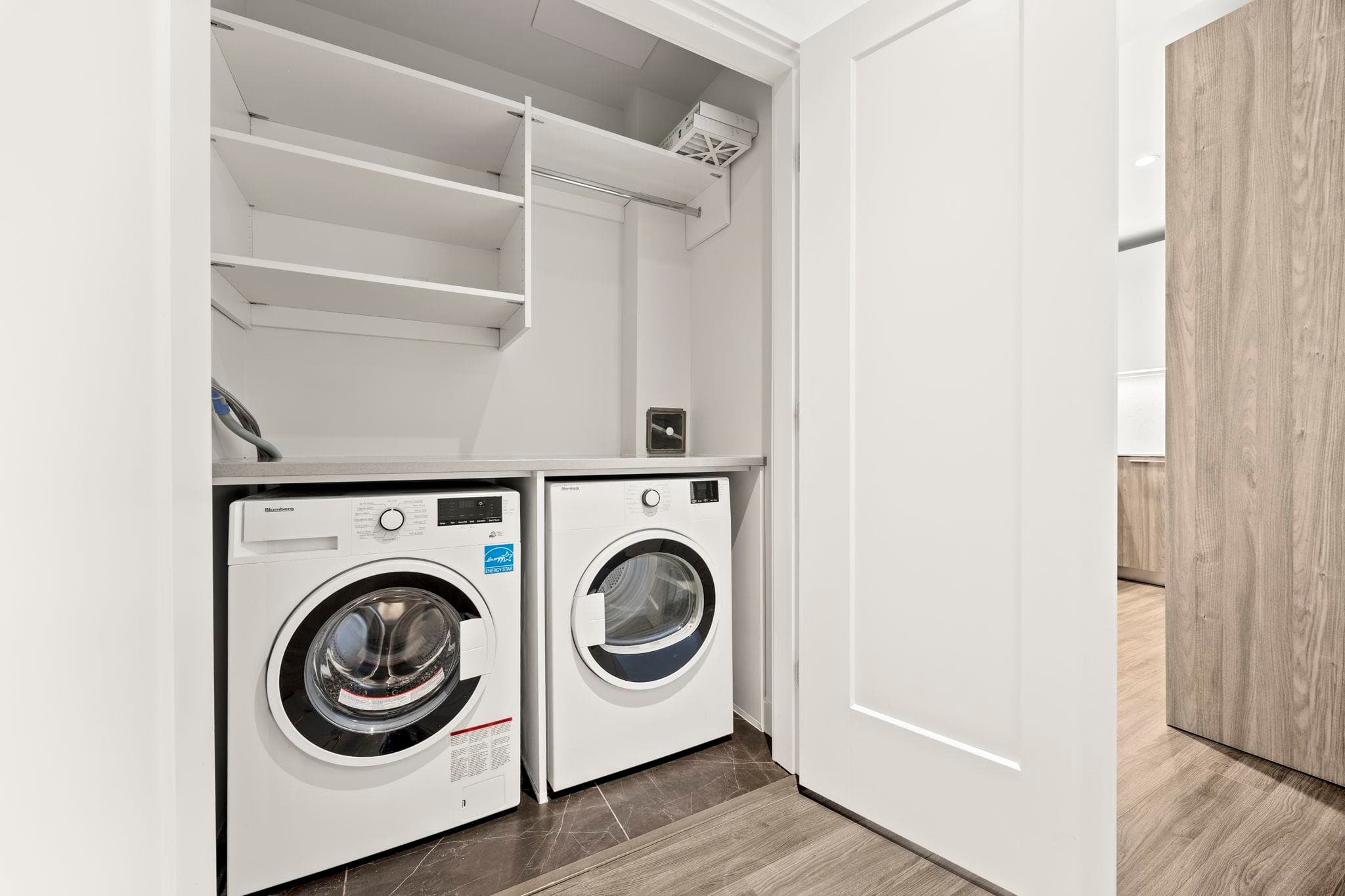 2902 - 6699 Dunblane Avenue, Burnaby, V5H 0J8 — photo 2