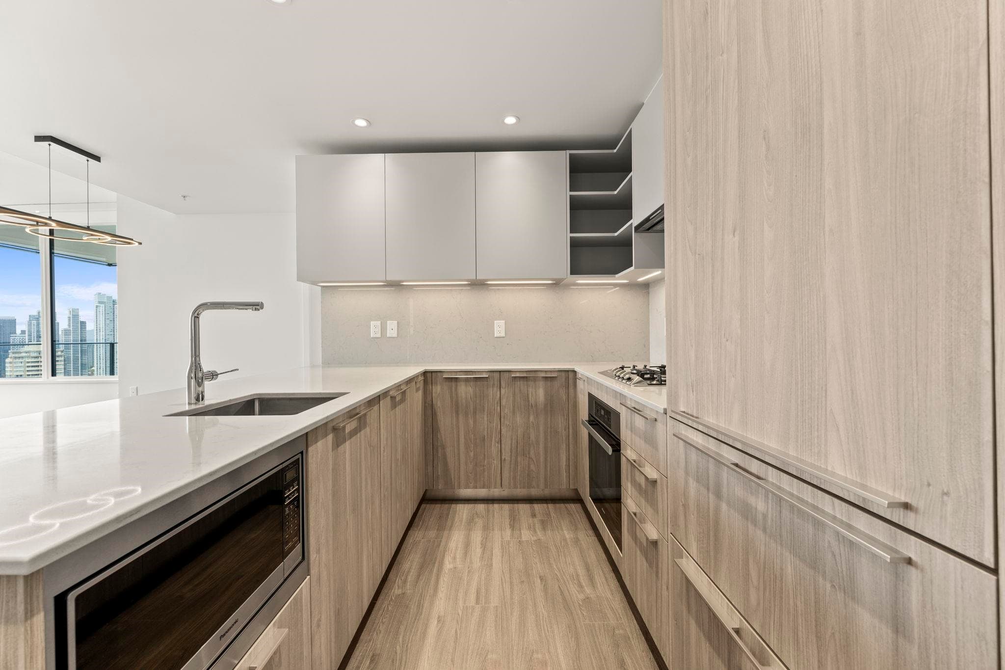 2902 - 6699 Dunblane Avenue, Burnaby, V5H 0J8 — photo 4