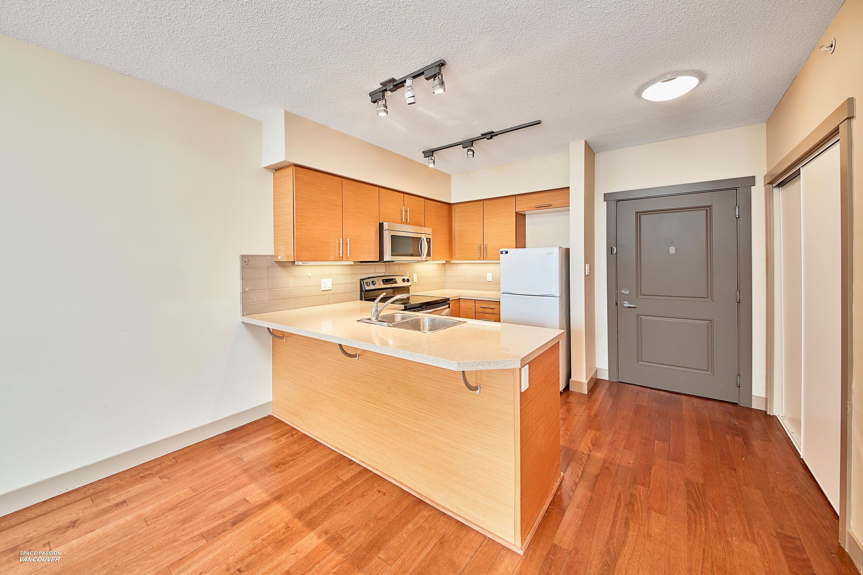 415 - 9009 Cornerstone Mews, Burnaby, V5A 0B9 — photo 4