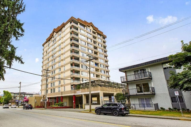 302 - 11980 222 Street, Maple Ridge, V2X 0L8 — photo 1