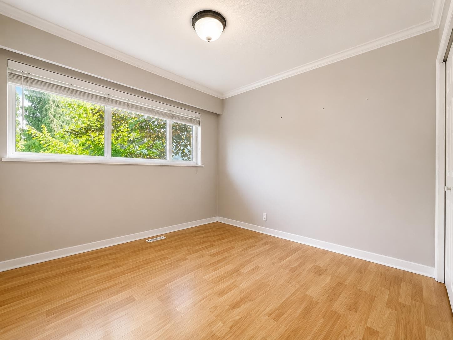 910 Robinson Street, Coquitlam, V3J 4G6 — photo 4