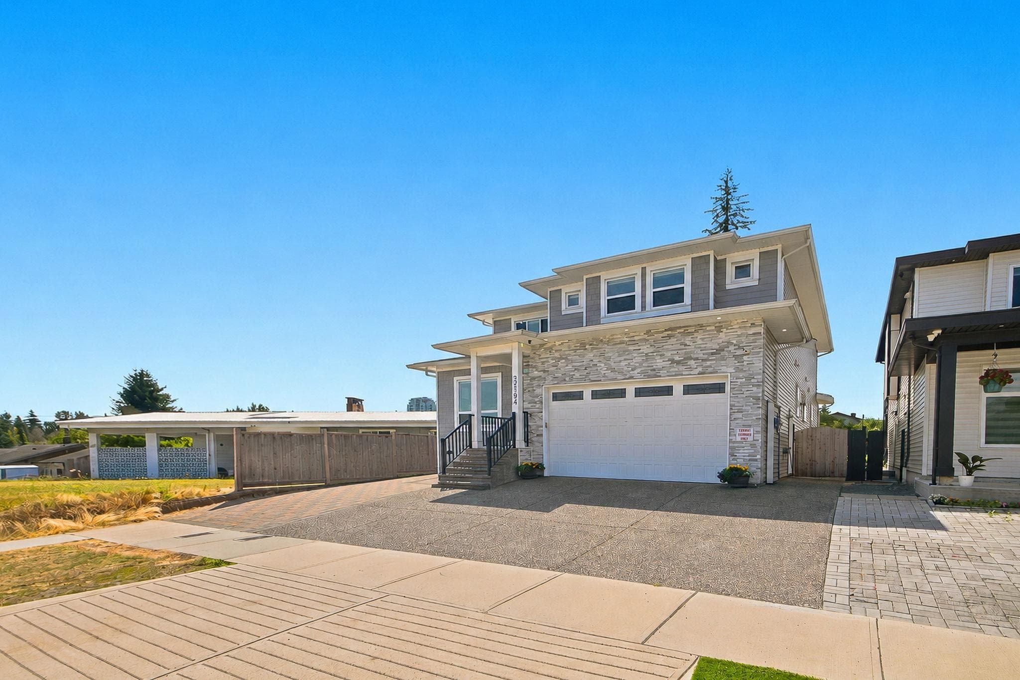 32594 Peardonville Road, Abbotsford, V2T 1N3 — photo 2