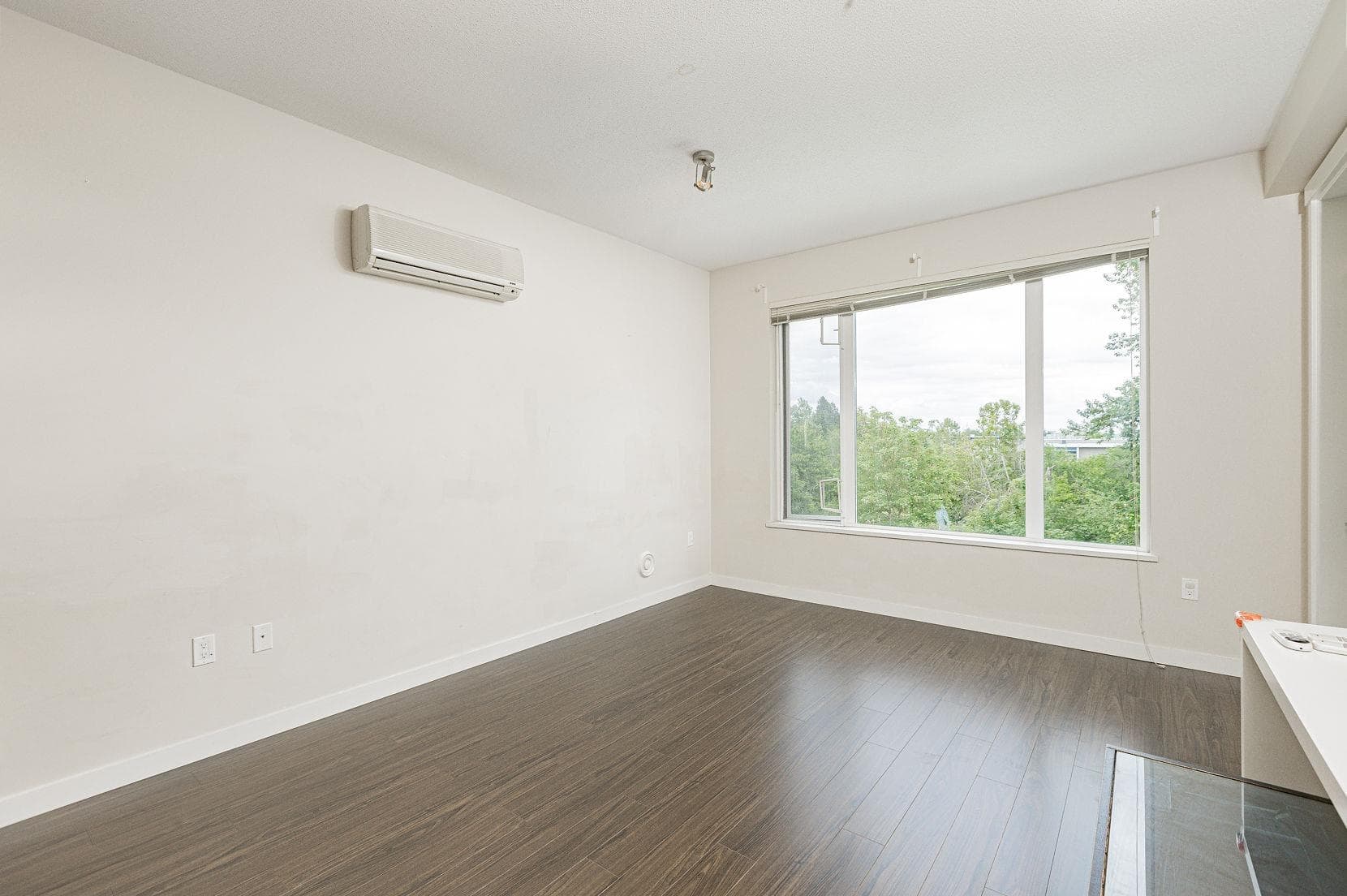 351 - 9388 Mckim Way, Richmond, V6X 0J7 — photo 2