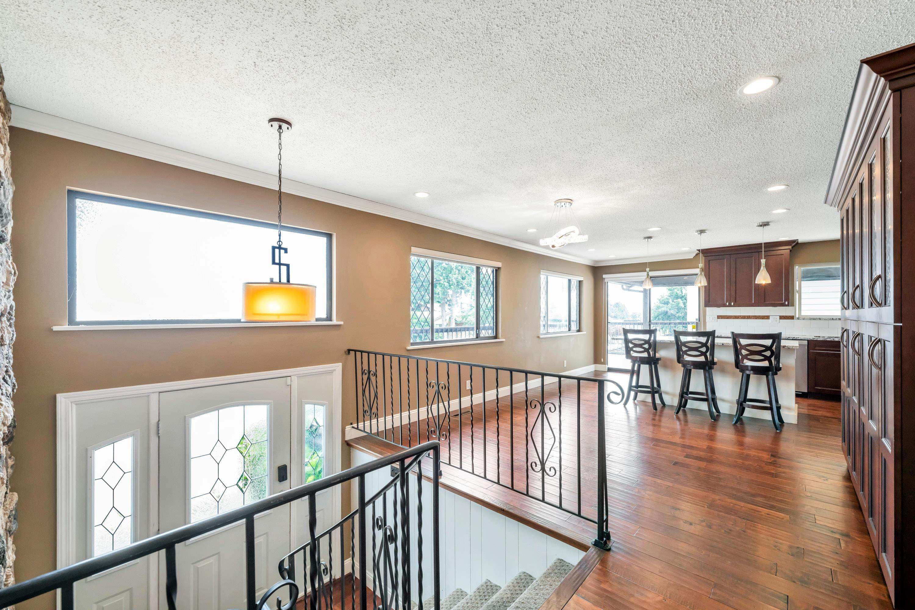 1175 Stevens Street, White Rock, V4B 4X9 — photo 5