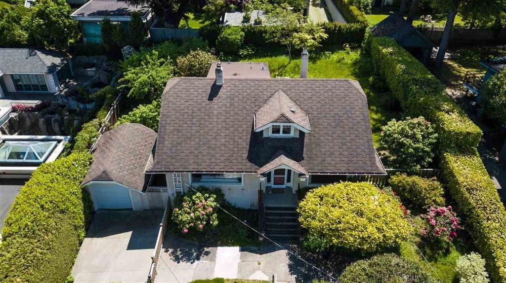 4674 W 4th Avenue, Vancouver