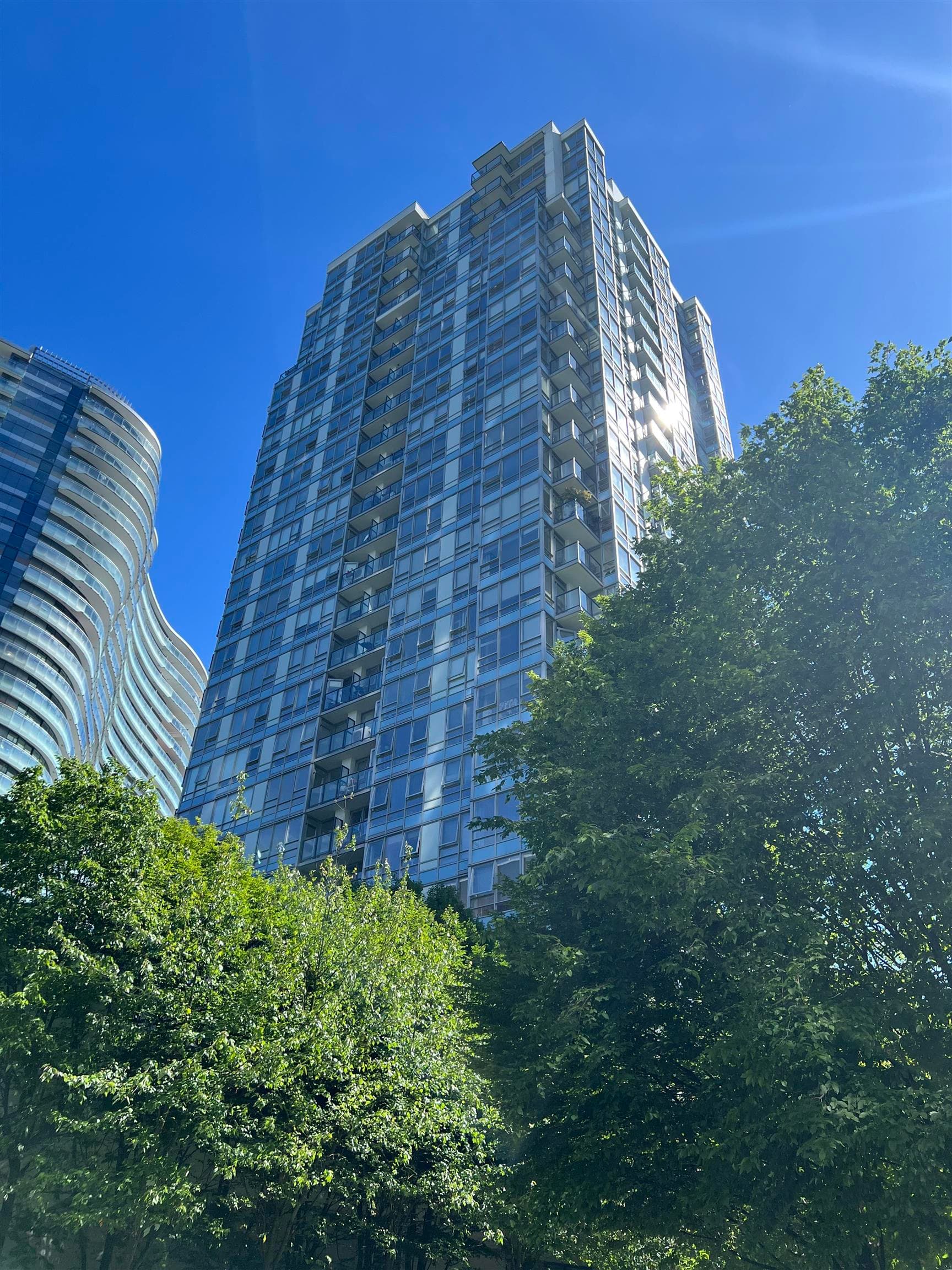 1707 - 939 Expo Boulevard, Vancouver, V6Z 3G7 — photo 1