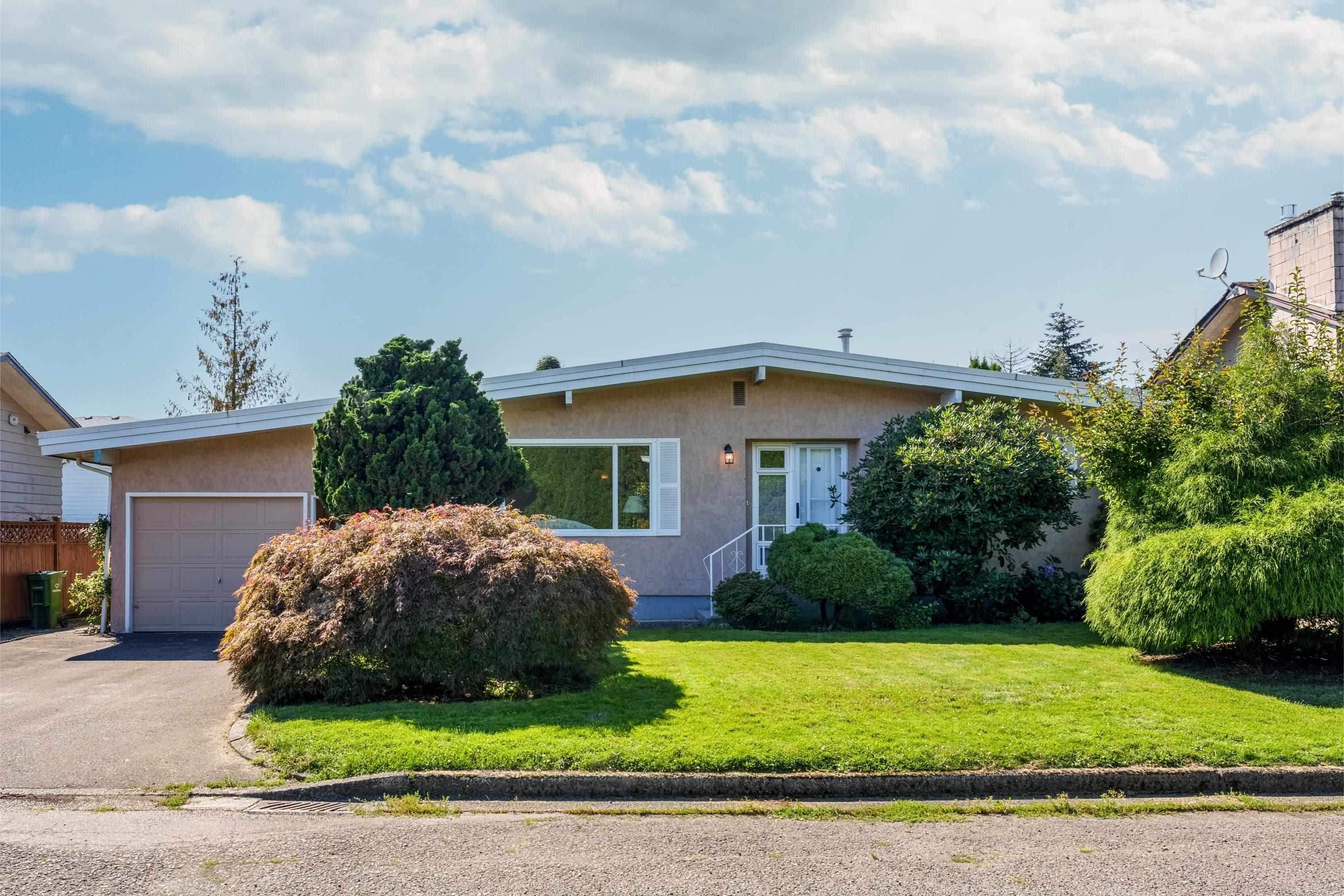 9835 Angus Drive, Chilliwack, V2P 6A8 — photo 1