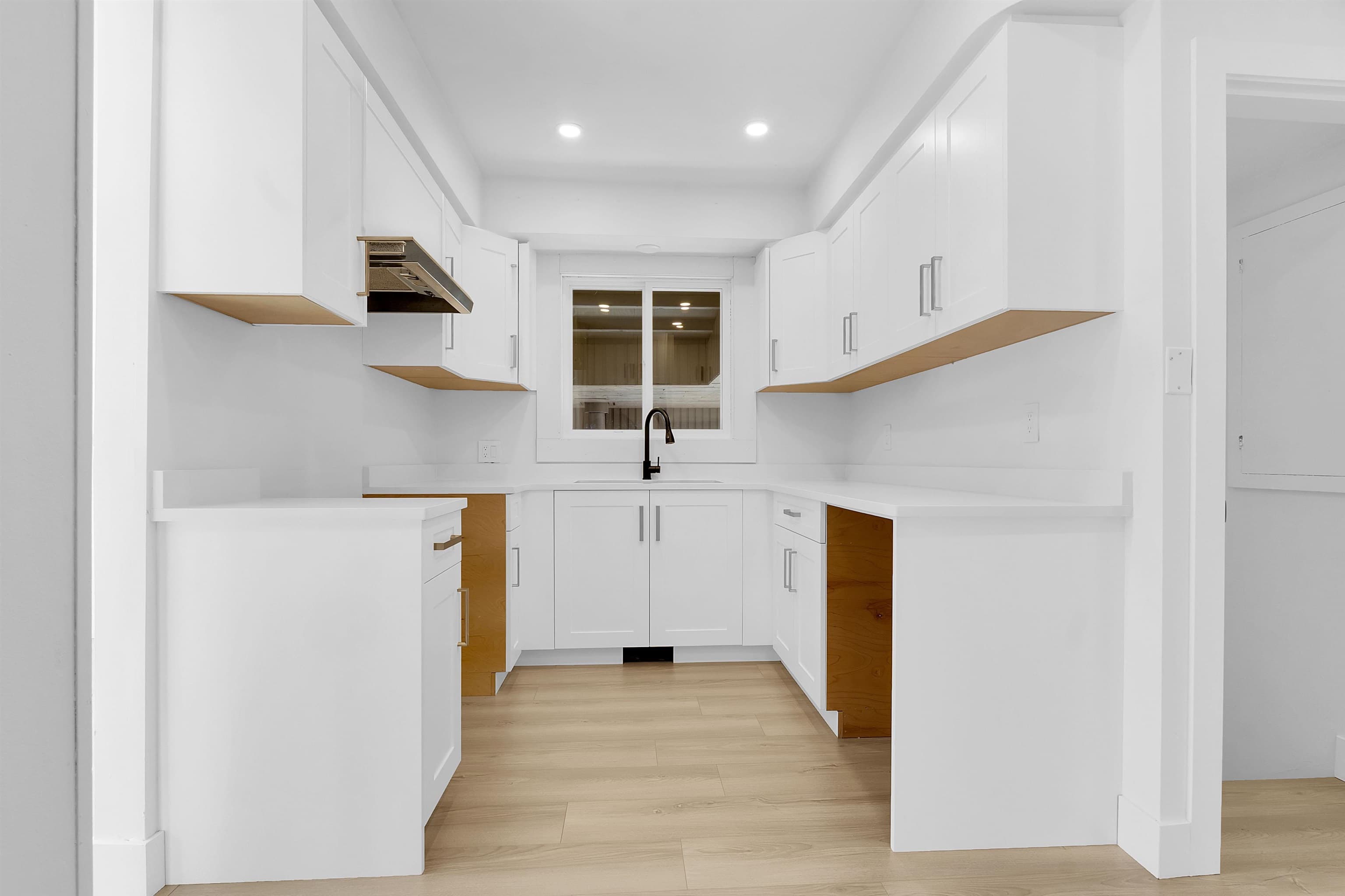 7489 Maple Street, Mission, V2V 3N8 — photo 4