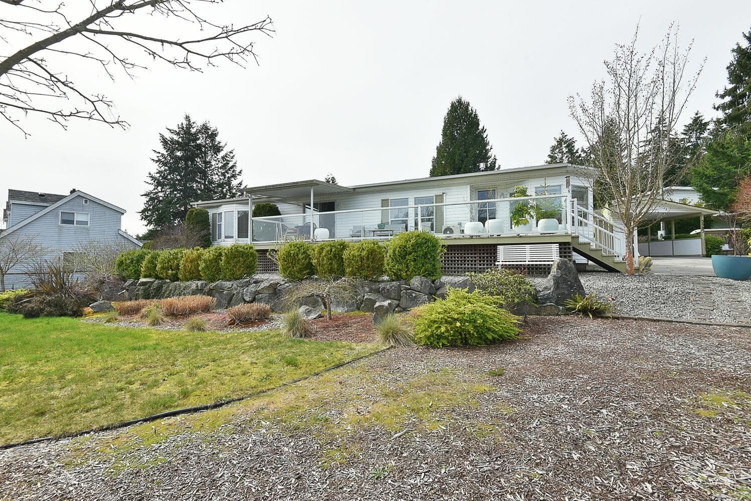 5987 Harbour Way, Sechelt, V7Z 0L6 — photo 1