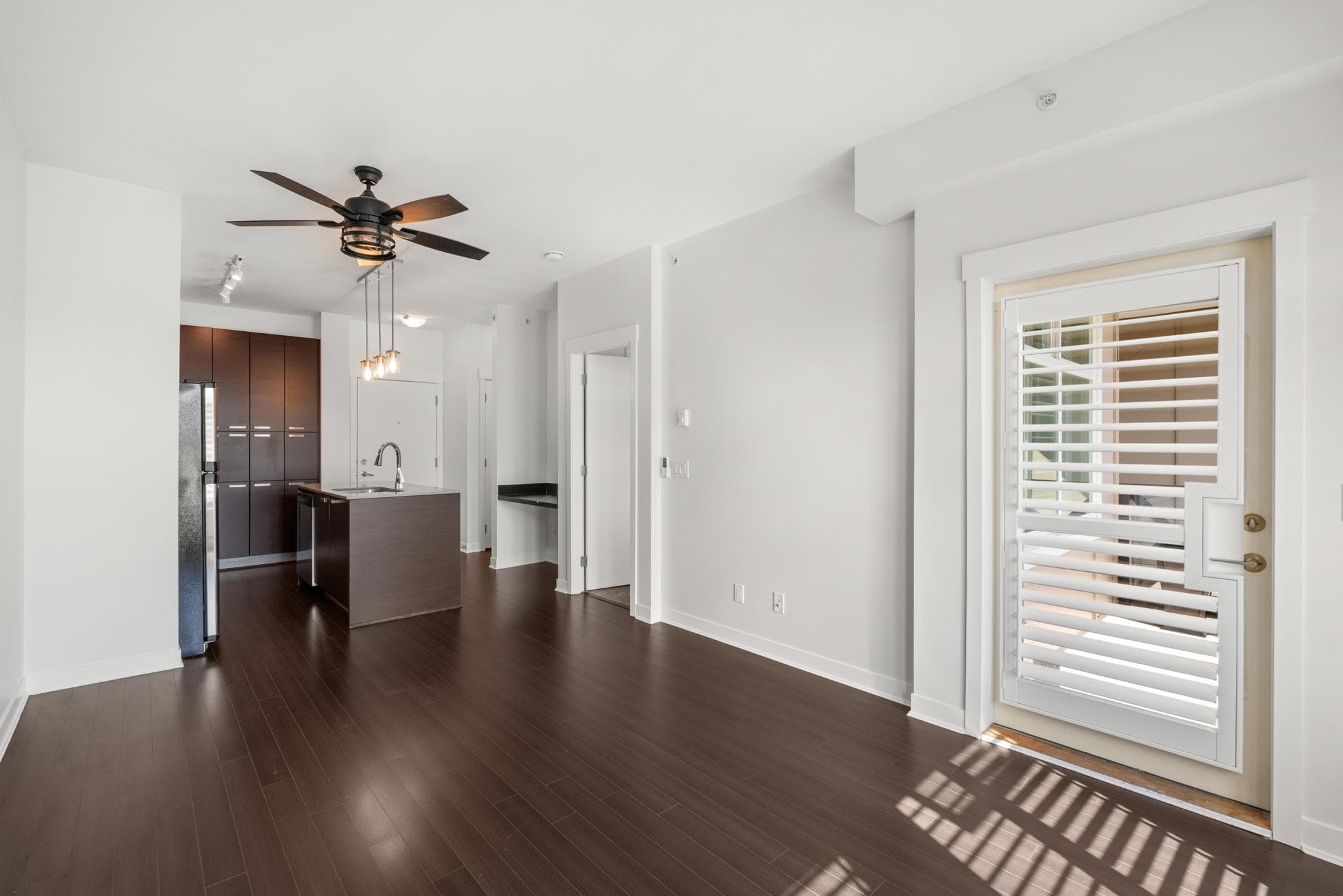 306 - 18818 68 Avenue, Surrey, V4N 6K2 — photo 4