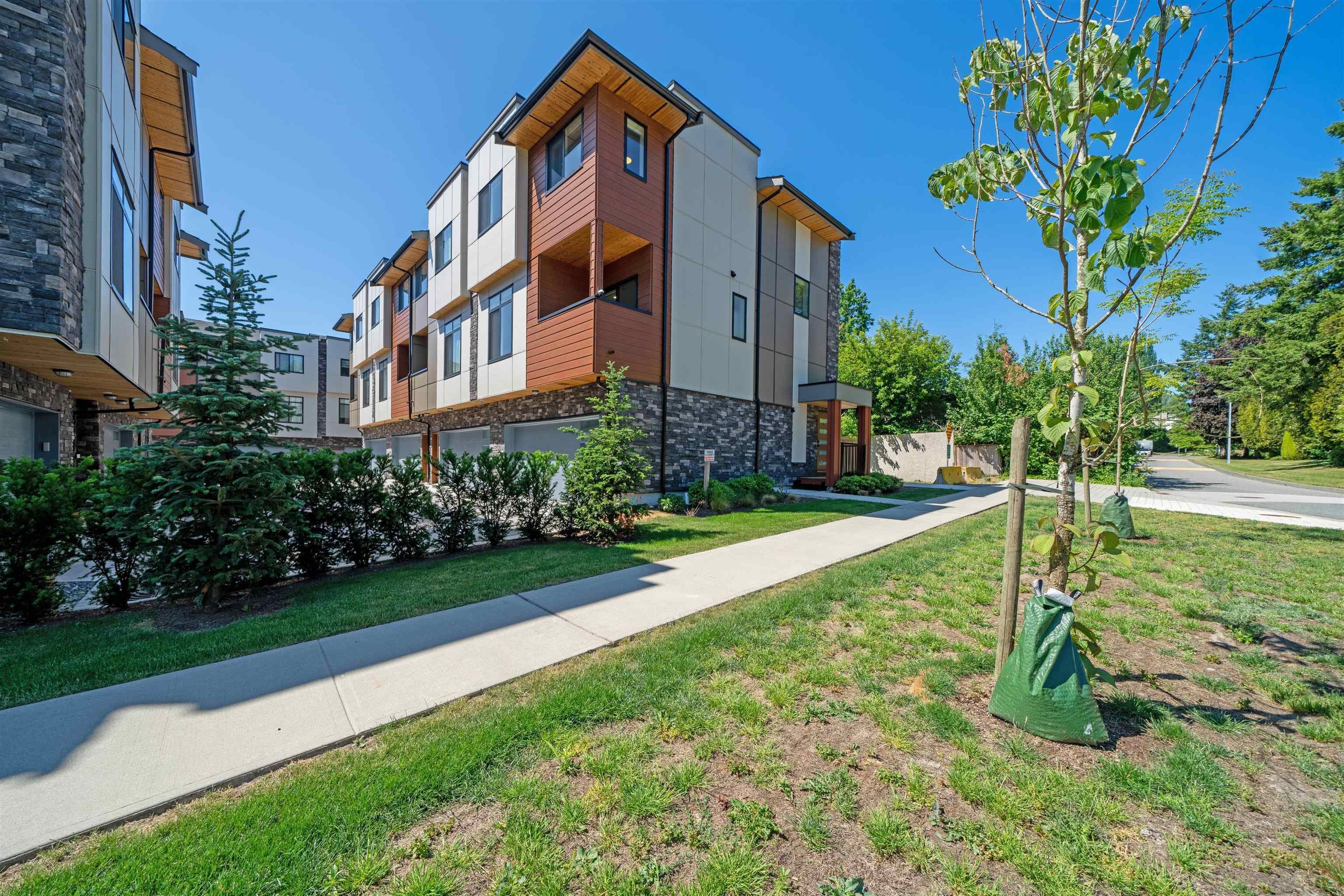 8 - 15950 Alder Place, Surrey, V4A 0C9 — photo 2
